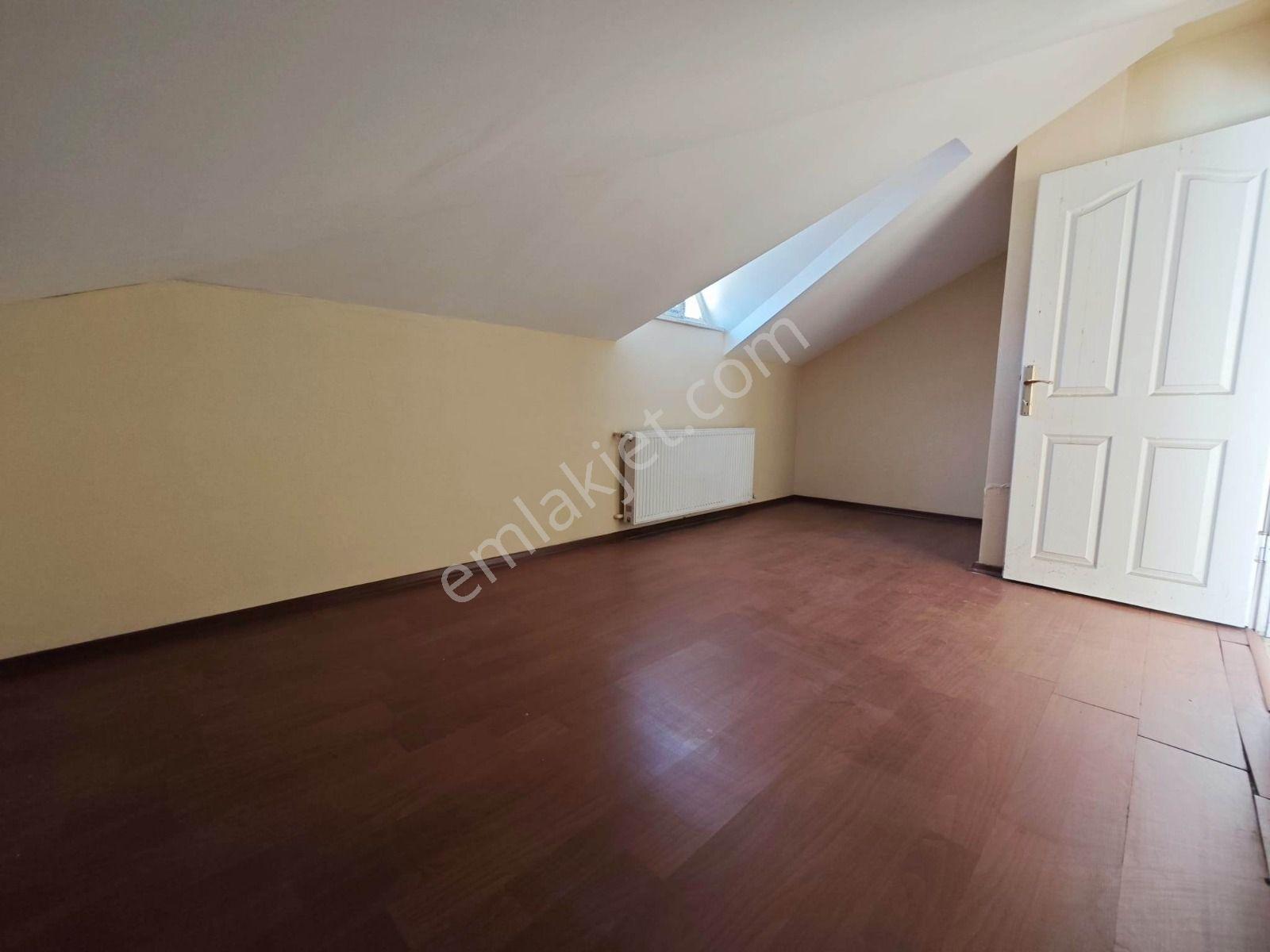 Yıldız Dan Ahmet Yesevi Caddesine Yakın Kredili 15 Yıllık 4+1 Dublex Daire - Görsel 8