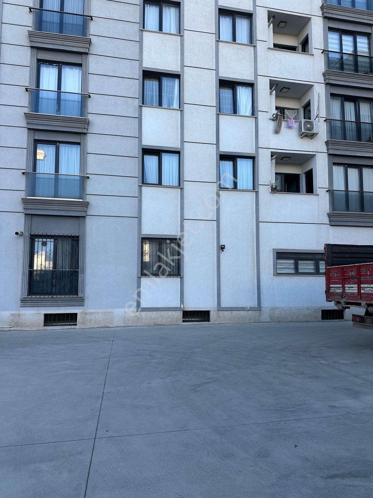 Pendik Güllübağlarda Ankara Cd.ne 2dk Mesafede Satılık 1+1 Daire - Görsel 14