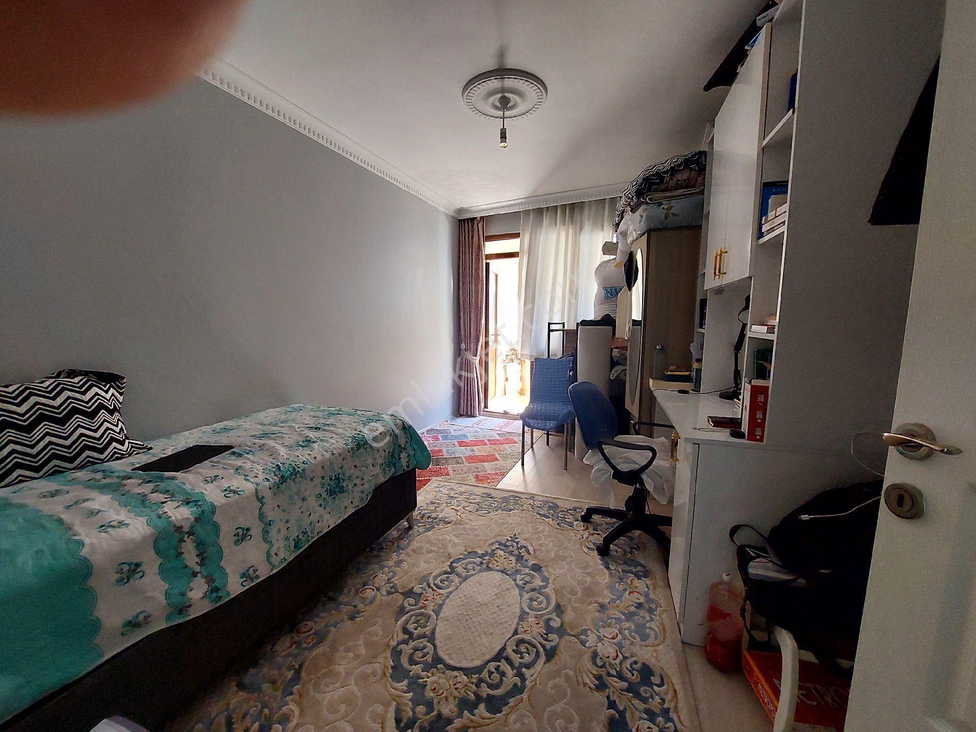 Gaziosmanpaşa Küçükköy Yeni Mah Acil Satılık Dubleks Asansörlü 4+2 200 M2 - Görsel 4
