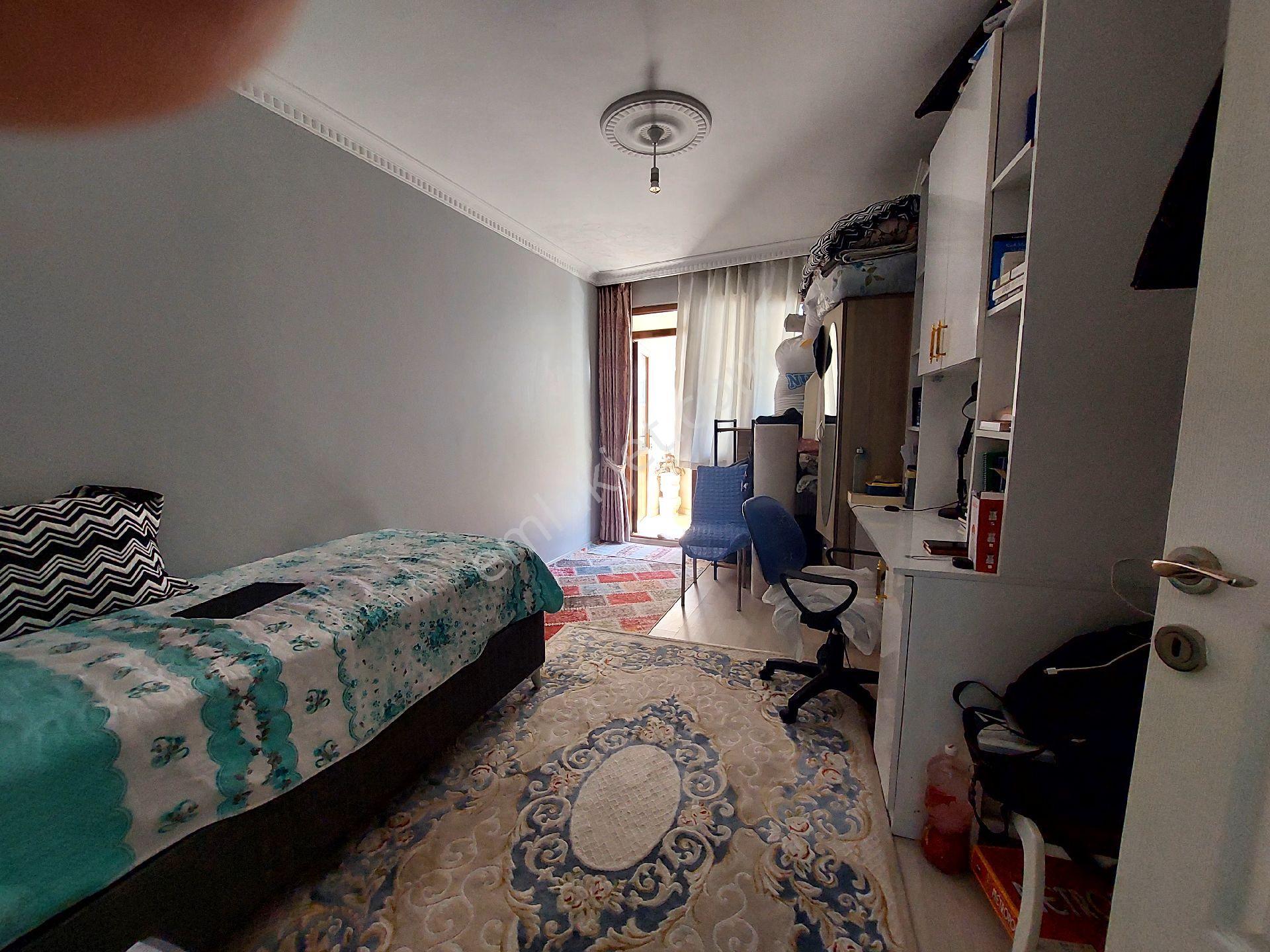 Gaziosmanpaşa Küçükköy Yeni Mah Acil Satılık Dubleks Asansörlü 4+2 200 M2 - Görsel 3