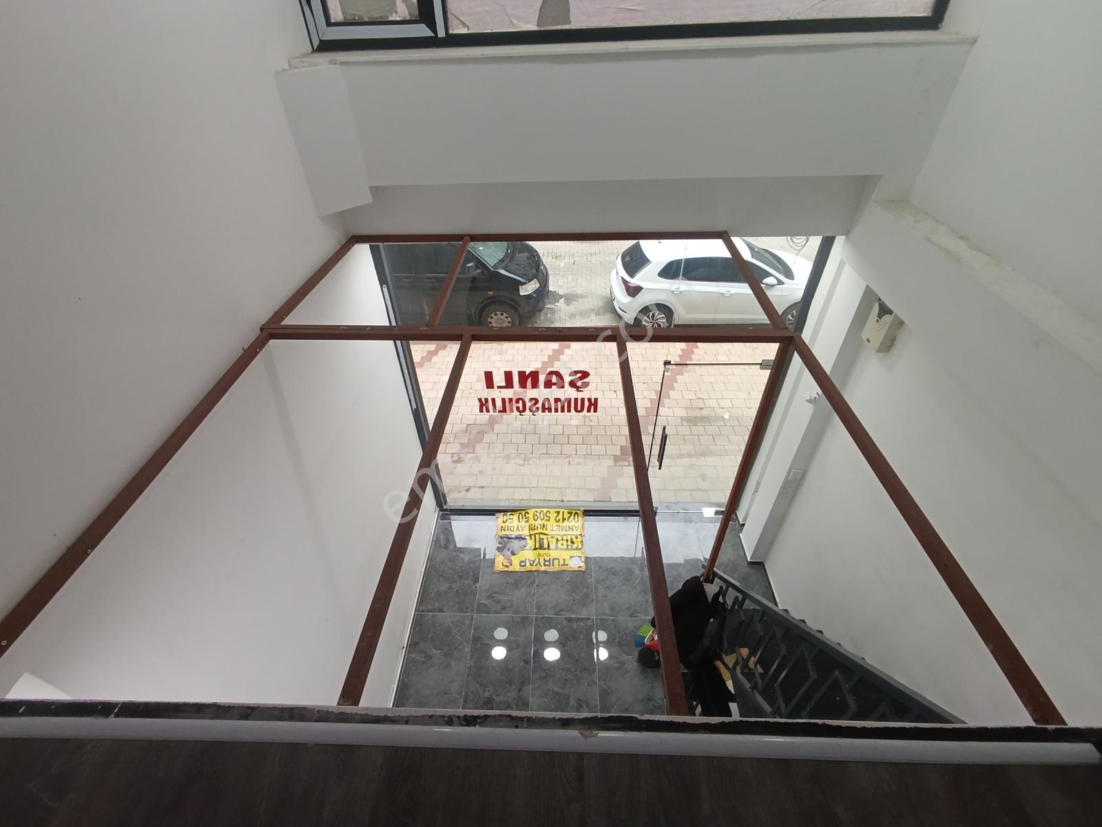Zeytinburnu Beştelsiz Toki Kuran Sitesinde Kiralık Dükkan 110 M2 - Görsel 3