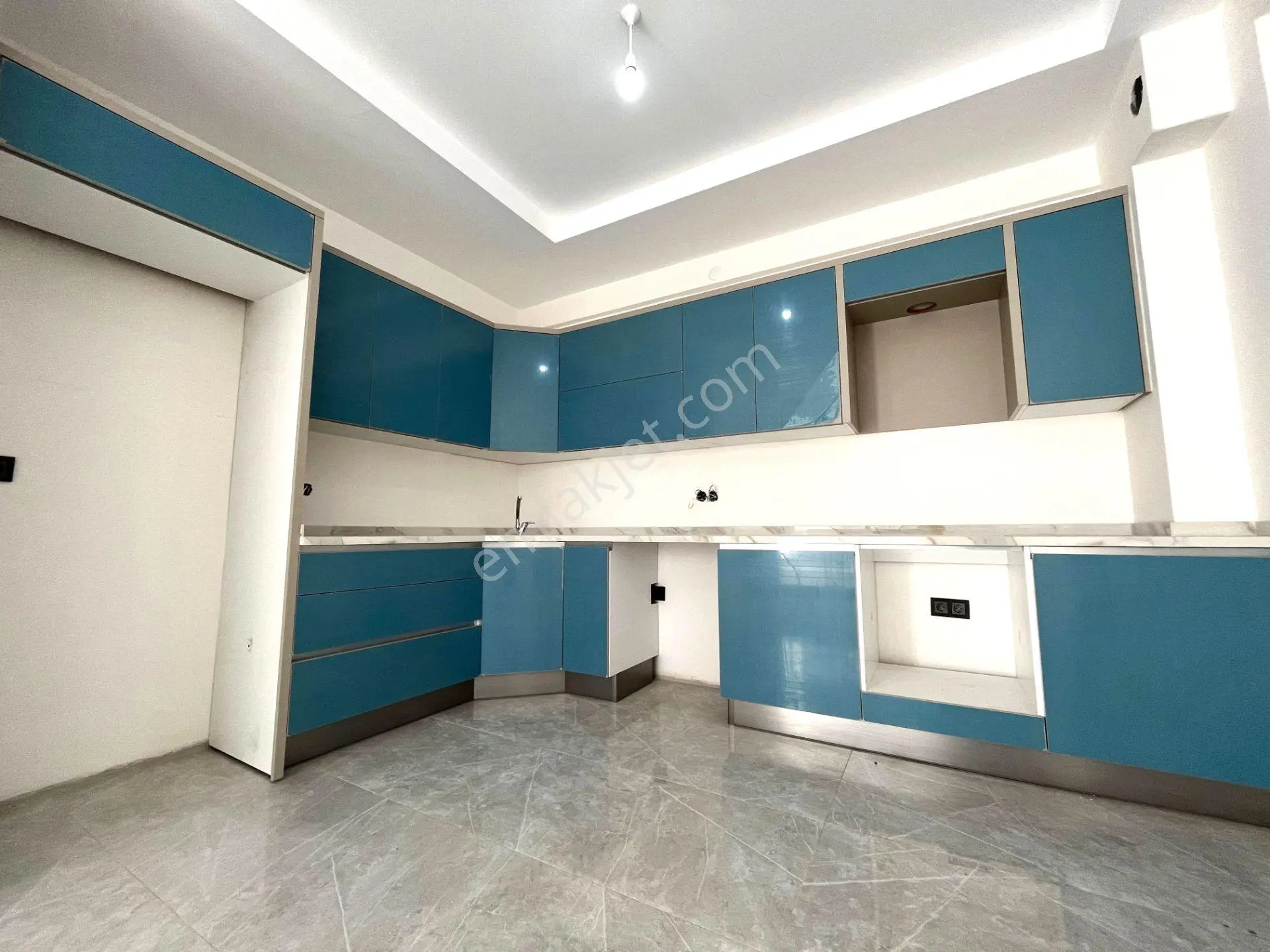 Blue Life Egen'den Beklenen Proje Hazır-yüzme Havuzlu Kapalı Otoparklı Ara Kat 1+1 Yepyeni Daire - Görsel 10