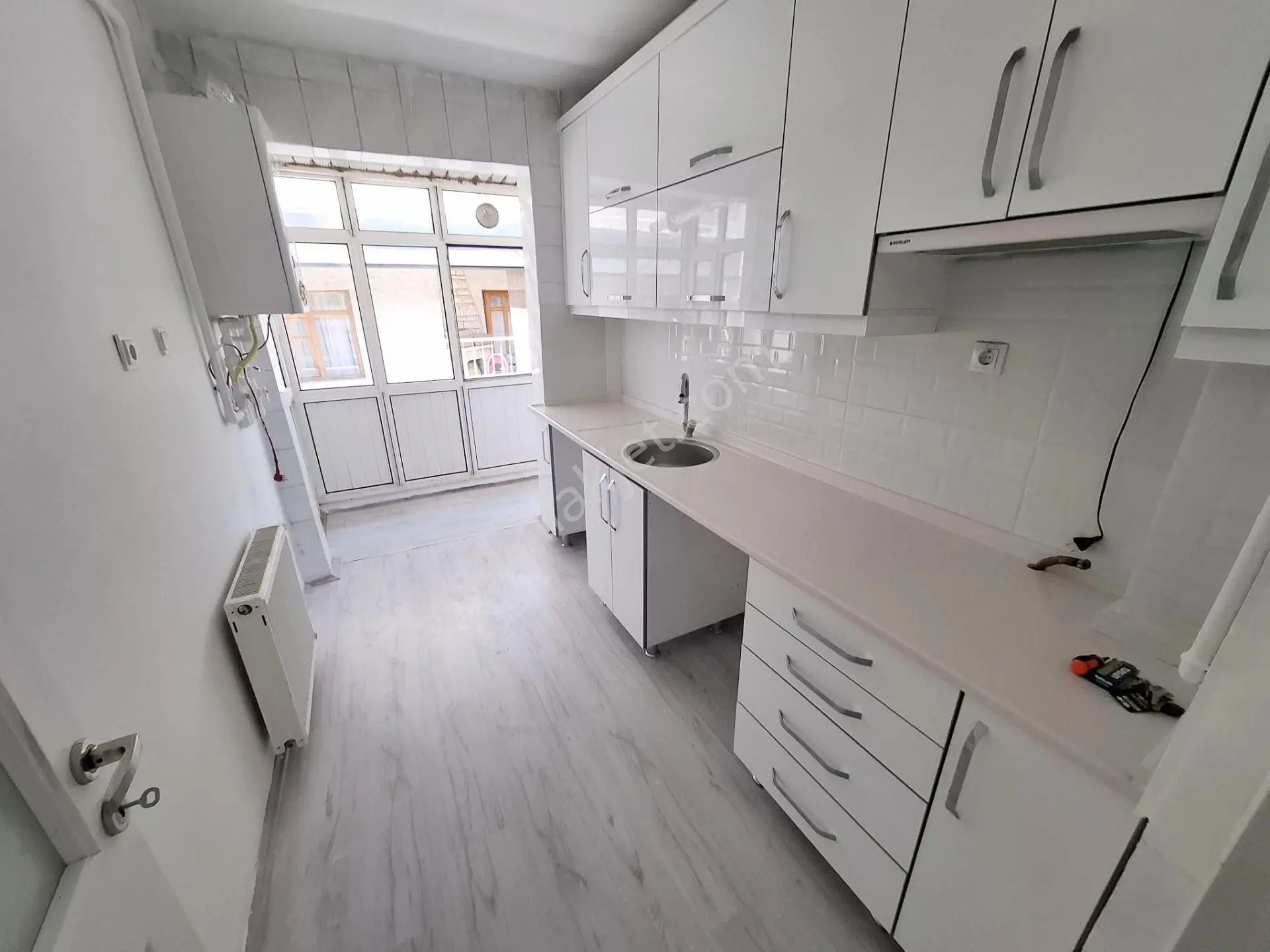 Gata & Şehir Has. Yakını 3+1 Ful Yapılı Park Manzaralı Üst Kat