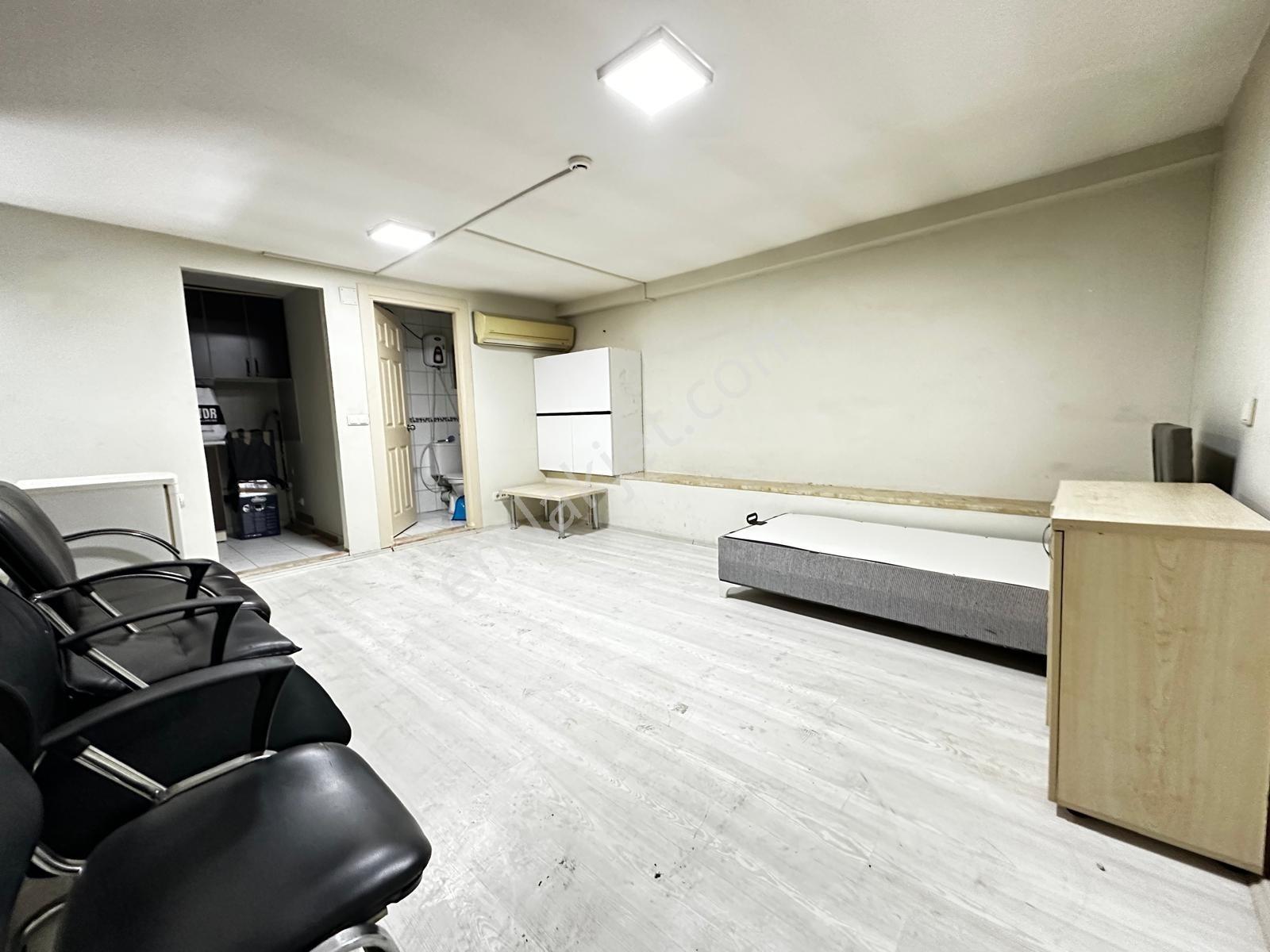 İstoç Oto Ticaret Merkezi Kiralık Dükkan 130 M2 Nefise Kasap - Görsel 21