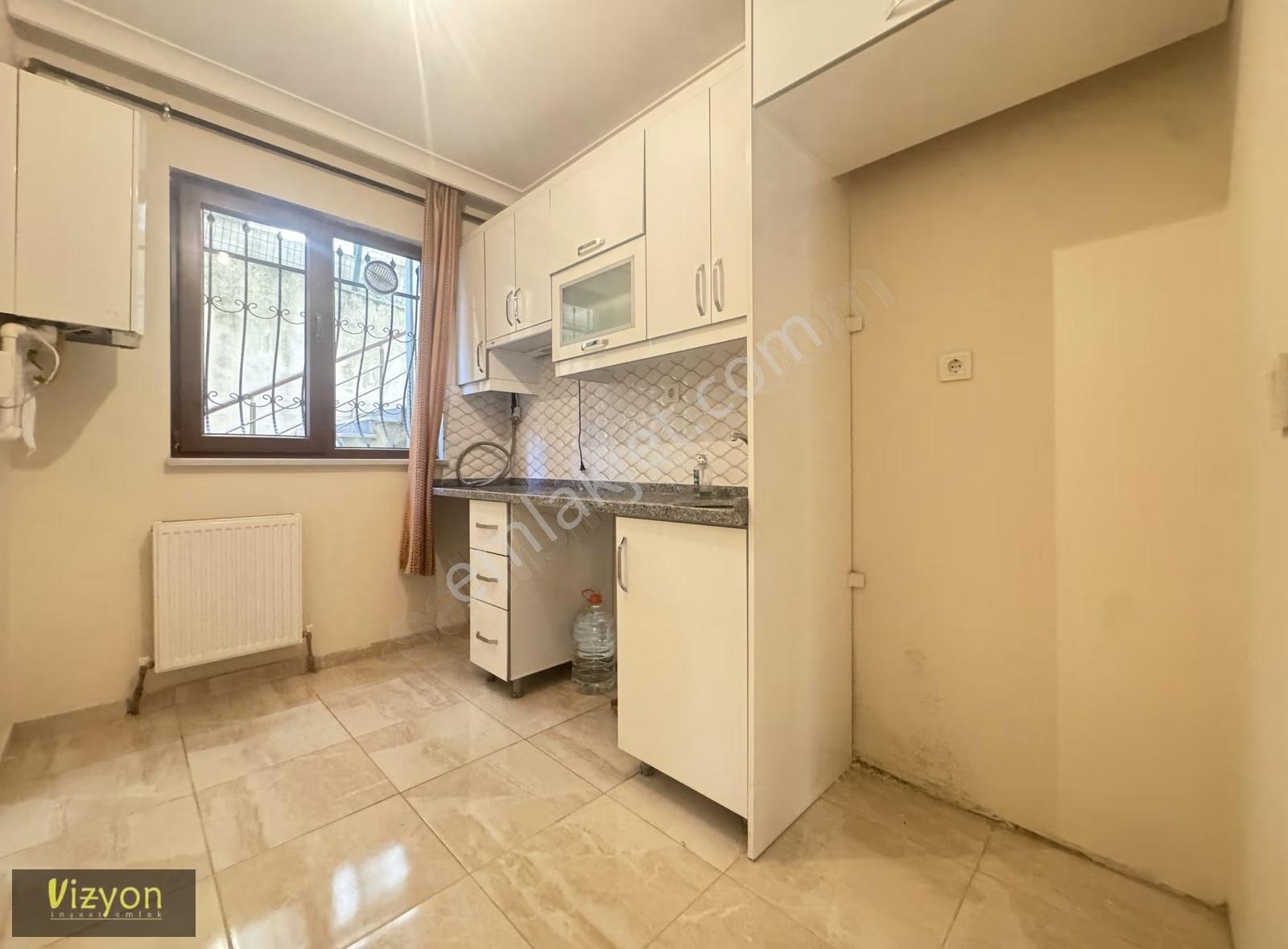 Kiralık Düz Giriş Kat 1+1 Geniş Daire - Görsel 3
