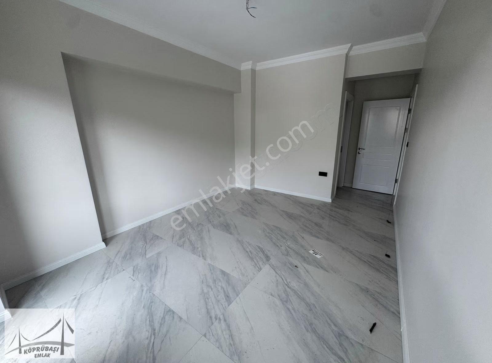 Köprübaşı Emlak'tan Satılık Denize Sıfır 3+1 Lüx Daire - Görsel 2