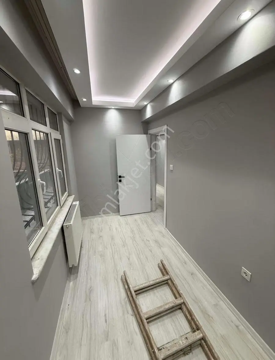 Bayrampaşa Yıldırım'da Merkezi Konumda Satılık 2+1 Daire - Görsel 5