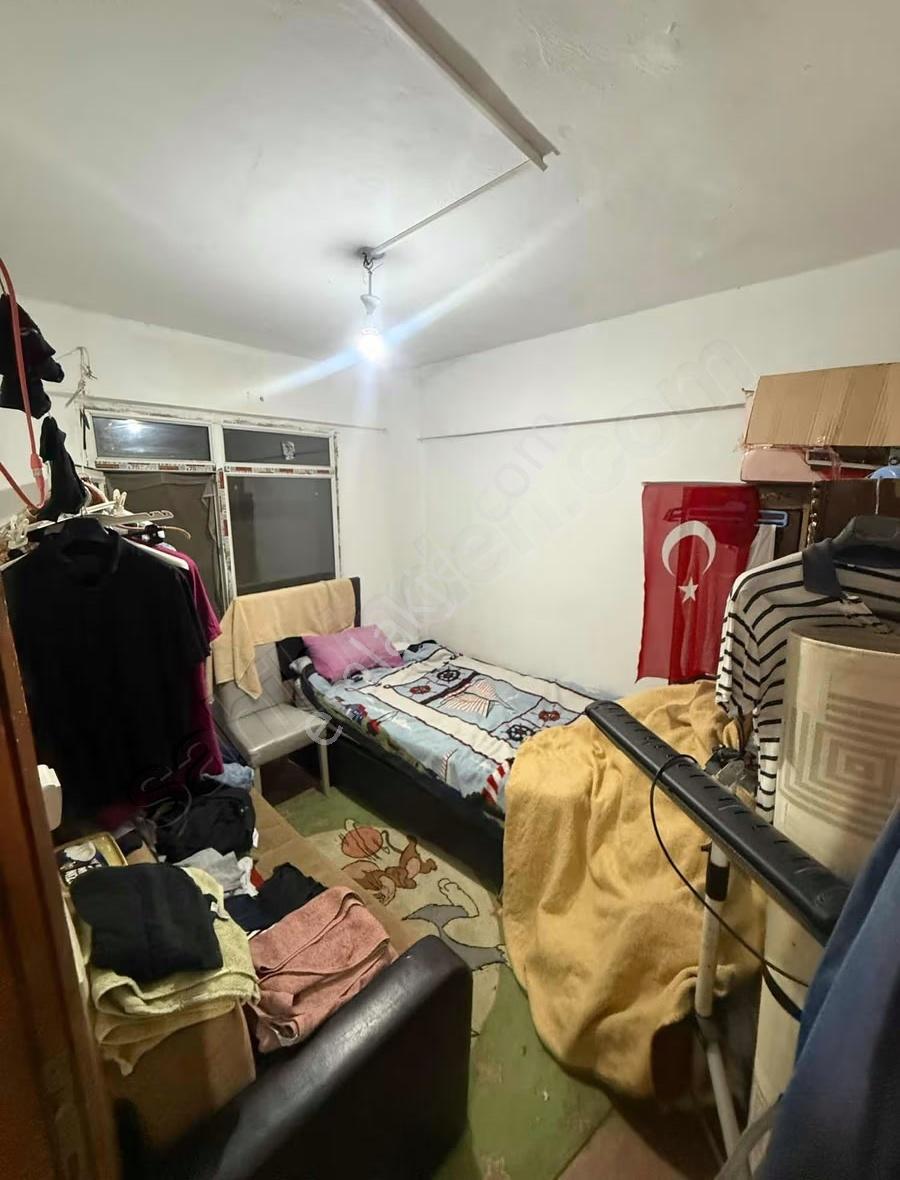 Orta Mahalle'de Satılık 1+1 Daire - Yüksek Giriş, Metro Yakın - Görsel 6