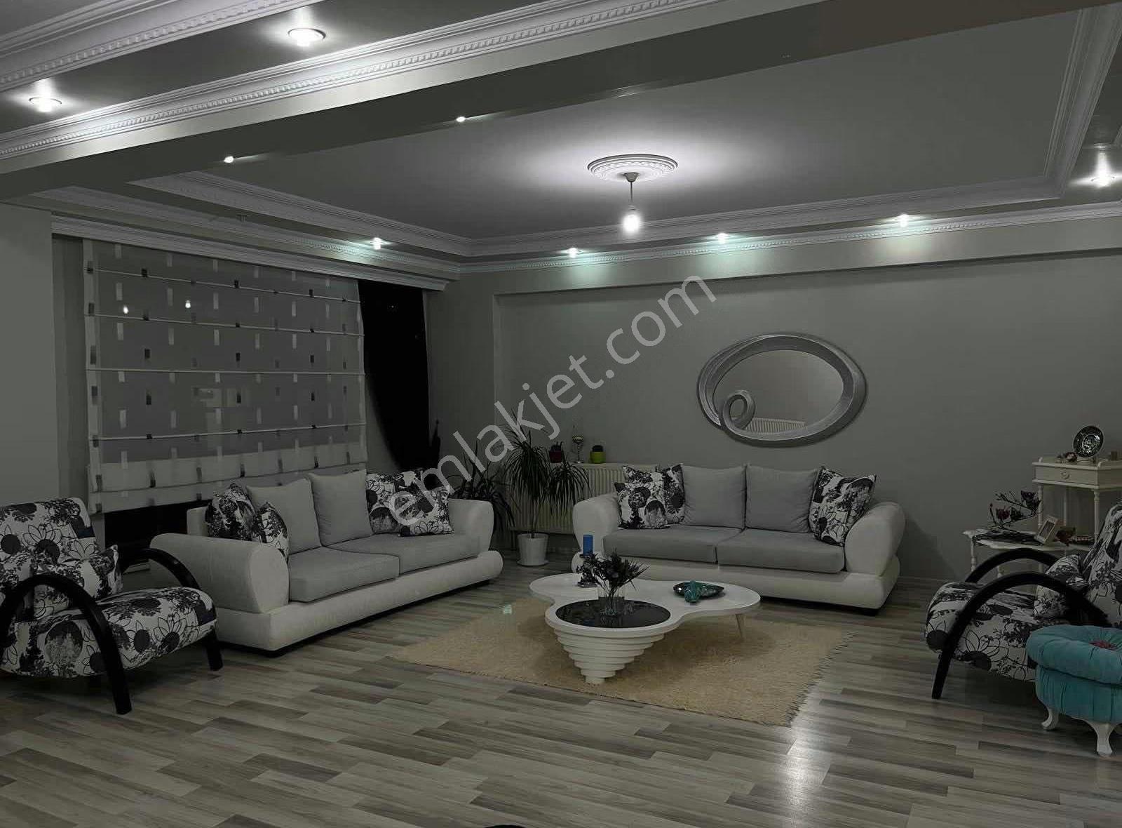 Muratpaşa'da Satılık 4+2 Dubleks Daire - Metro Yakını