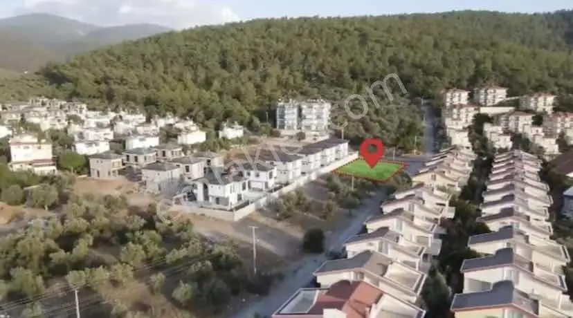Akbük'te Doğa İle İç İçe 15/30 Villa İmarlı 650 M2 Satılık Arsa - Görsel 2