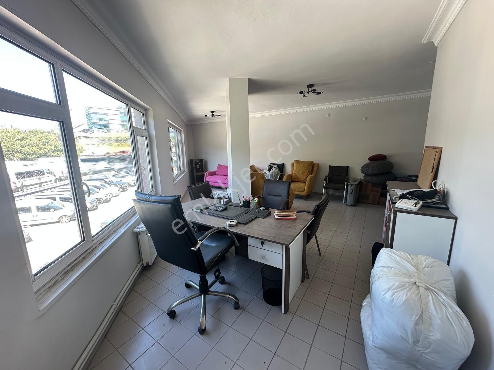 Otocenter 20 Araç Teşhir Kiralık Cadde Dükkan 180m2 Nefise Kasap - Görsel 31