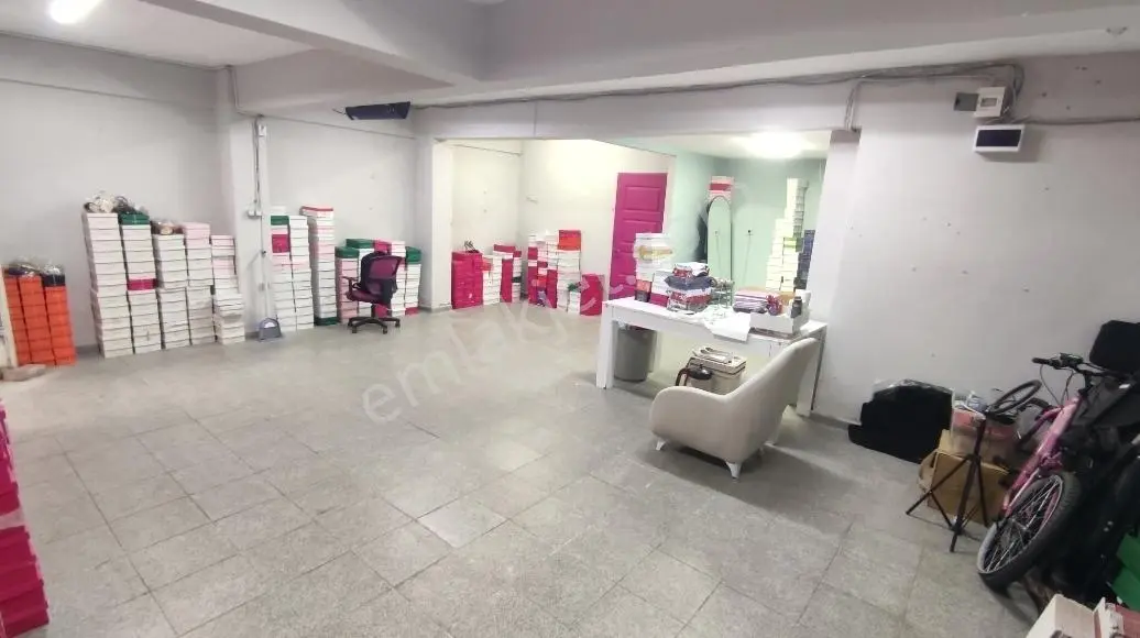 Forum İstanbul Yanı Düz Giriş 55 M² Kiralık Depo / İmalathane - Görsel 5