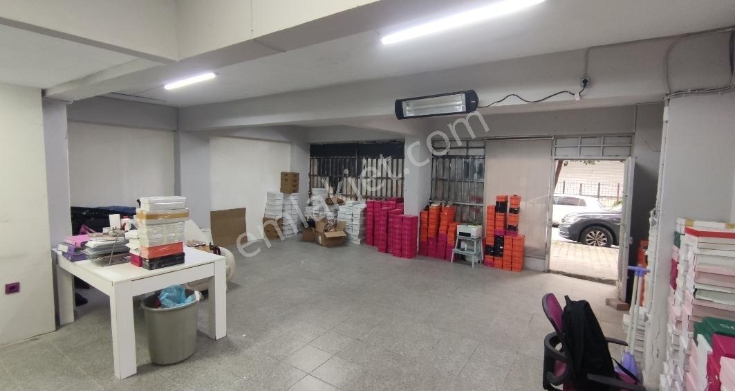 Forum İstanbul Yanı Düz Giriş 55 M² Kiralık Depo / İmalathane - Görsel 4