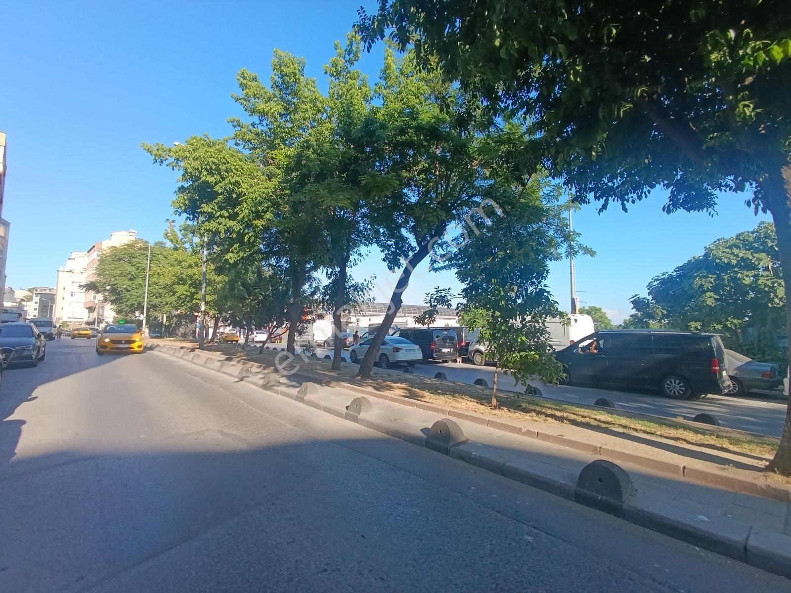 Fatih Aksaray'da Dükkan Mağaza Marmaraya Tramvaya Yürüme 150 M2 - Görsel 7