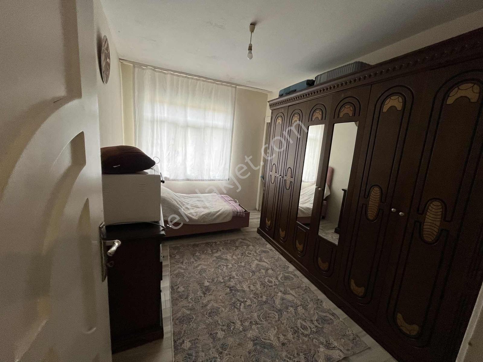 Sultanbeyli Turgut Reis'te 220 M² Arsa İçinde 2 Daire 1 Dükkan - Görsel 14