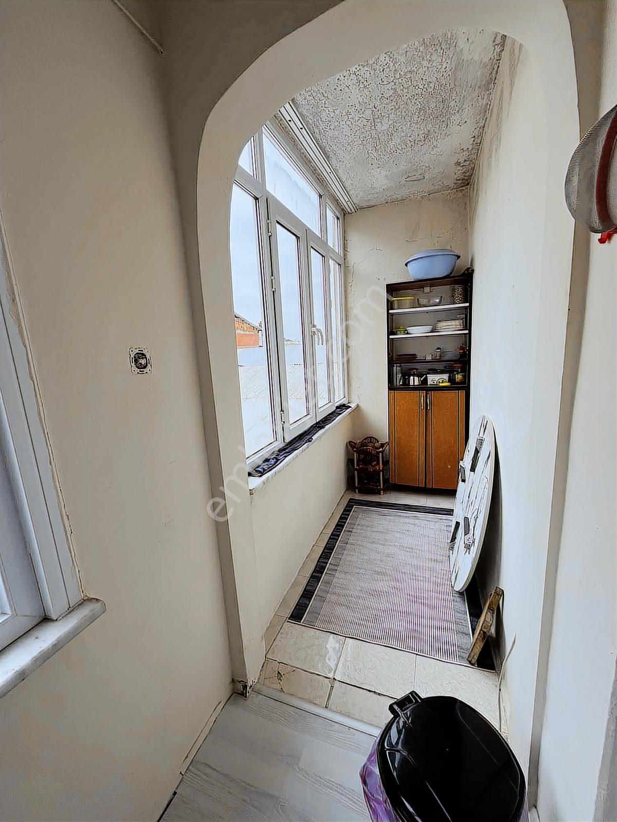Sultanbeyli Turgut Reis'te 220 M² Arsa İçinde 2 Daire 1 Dükkan - Görsel 4