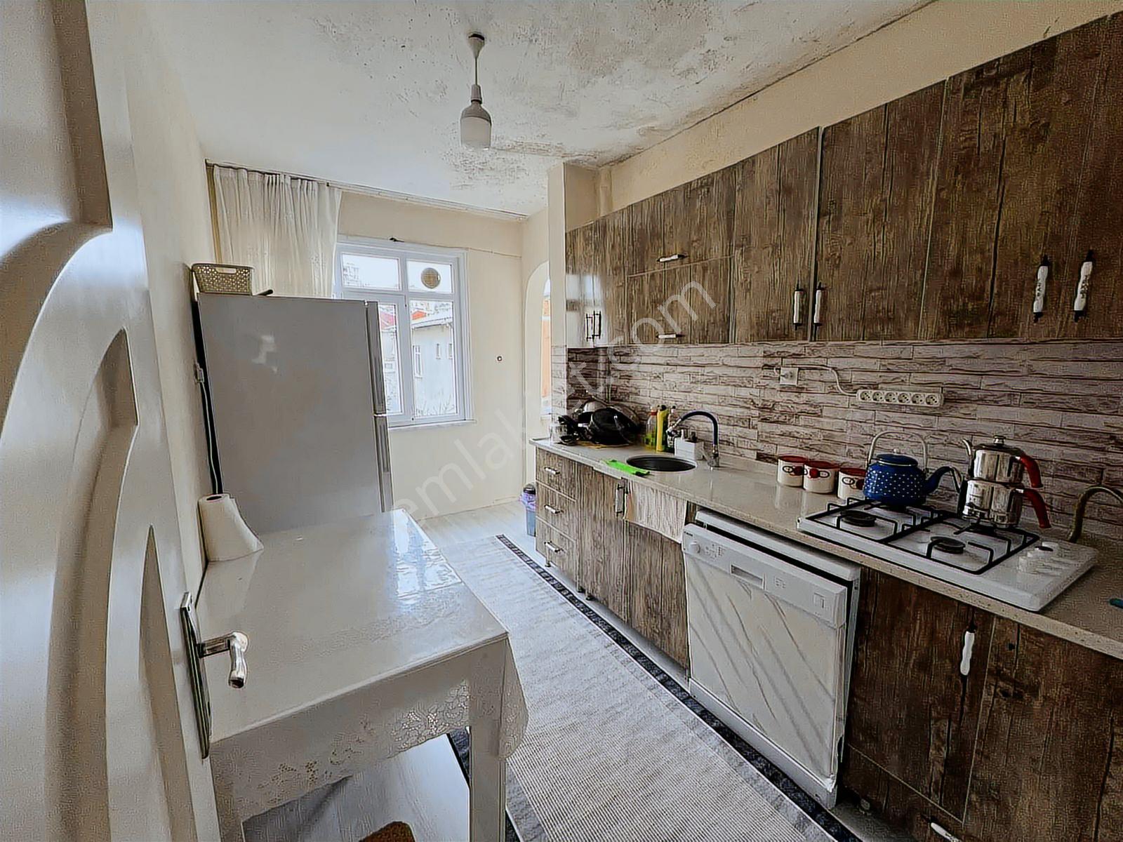 Sultanbeyli Turgut Reis'te 220 M² Arsa İçinde 2 Daire 1 Dükkan - Görsel 16