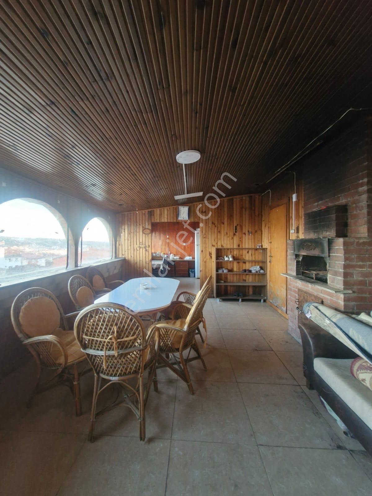 Sultanbeyli Mehmet Akif'te 82 M² Arsa Paylı En Üst Katta 2 Daire - Görsel 6