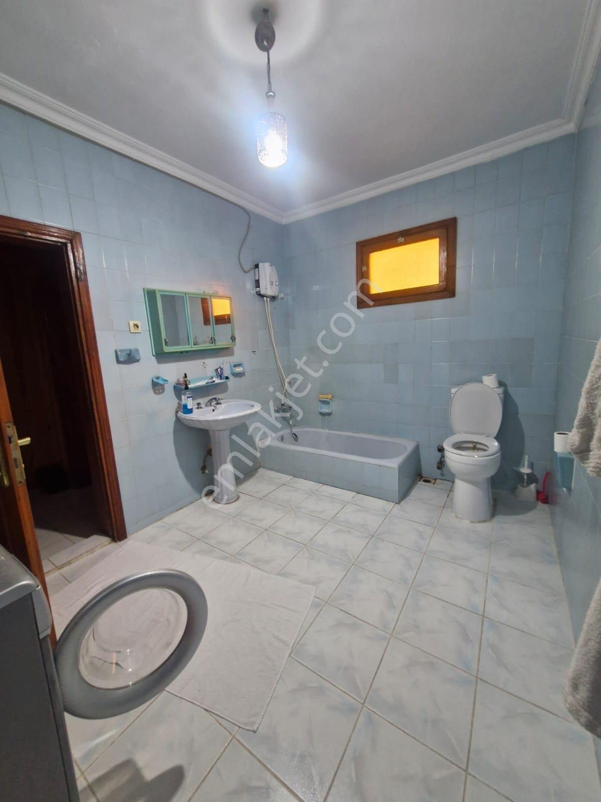 Sultanbeyli Mehmet Akif'te 82 M² Arsa Paylı En Üst Katta 2 Daire - Görsel 21
