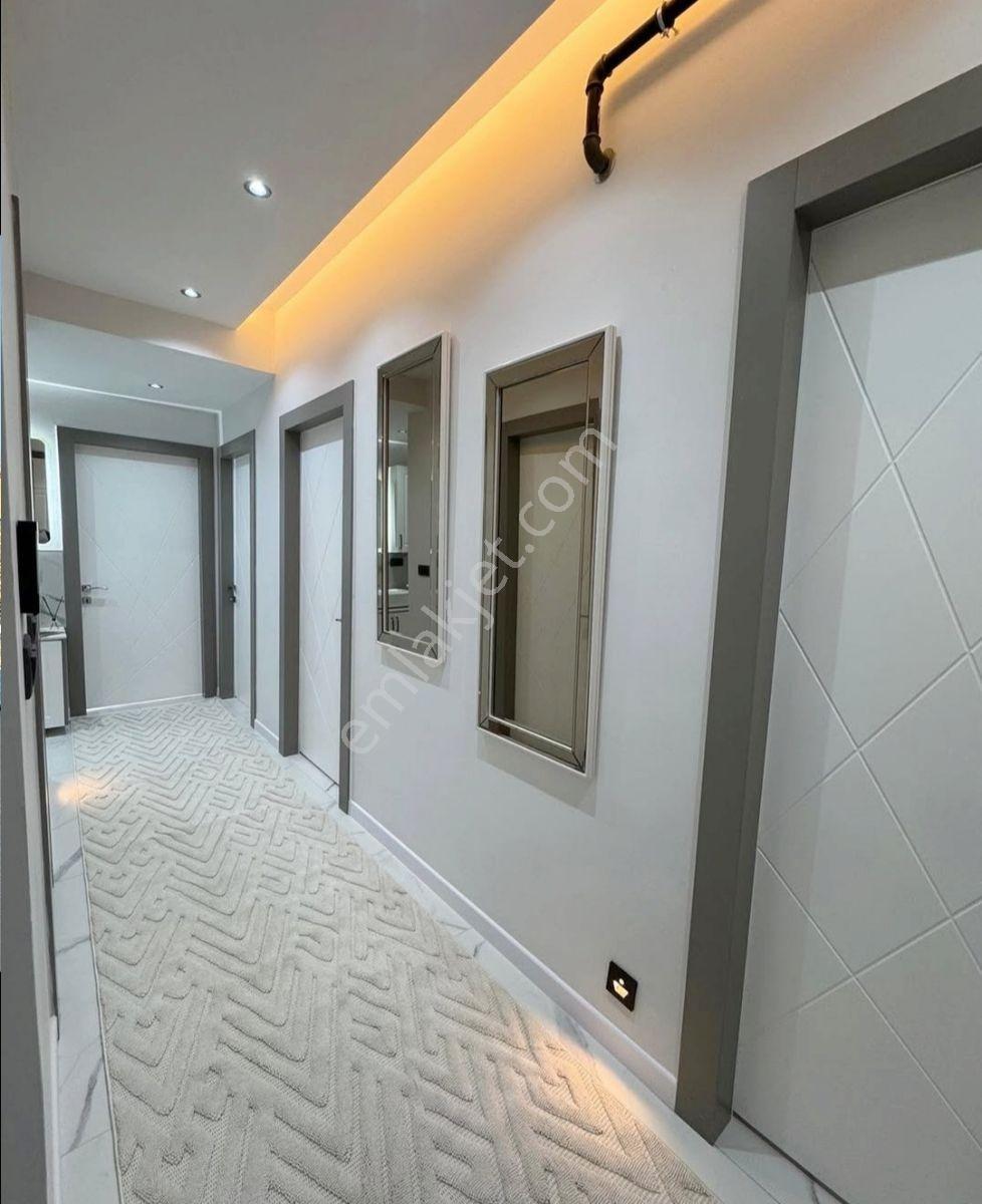 Uzunalioğlu Gayrimenkul`den Karabağlar`da 2+1 Eşyalı Kiralık - Görsel 10