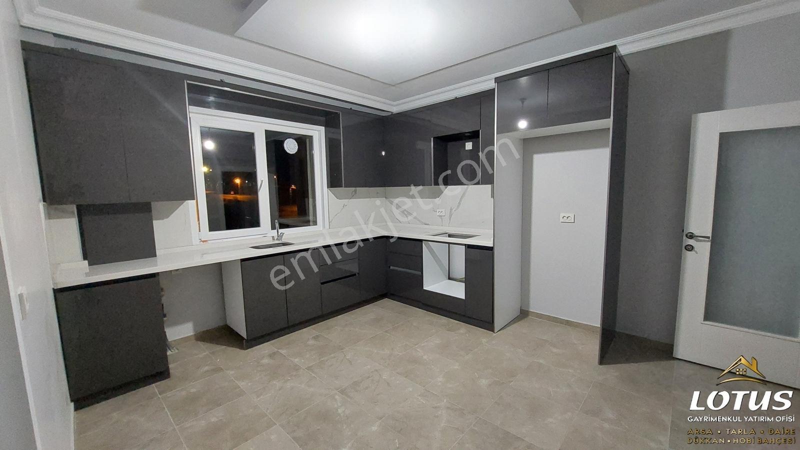 Lotus Tan Kıbrısköyü Cadde Üzeri Süper Daire - Görsel 30