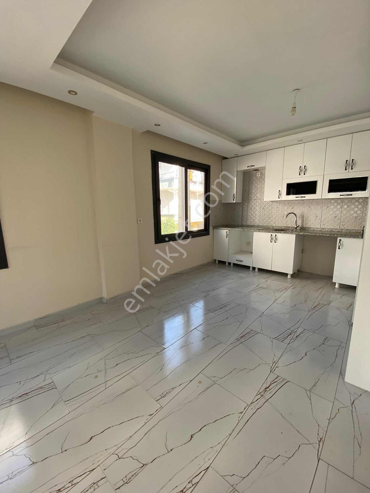 Çukurova Mahallesinde Kiralık 2+1 Geniş Daire - Görsel 12