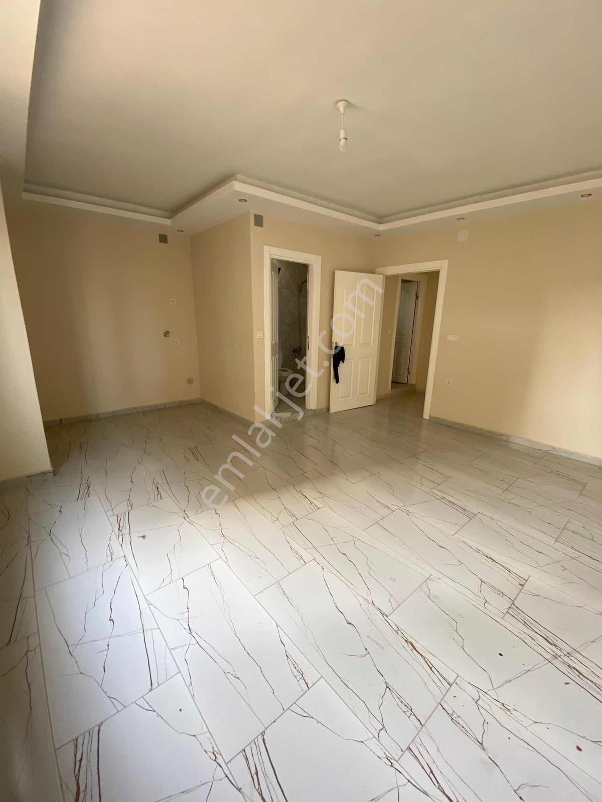 Çukurova Mahallesinde Kiralık 2+1 Geniş Daire - Görsel 8