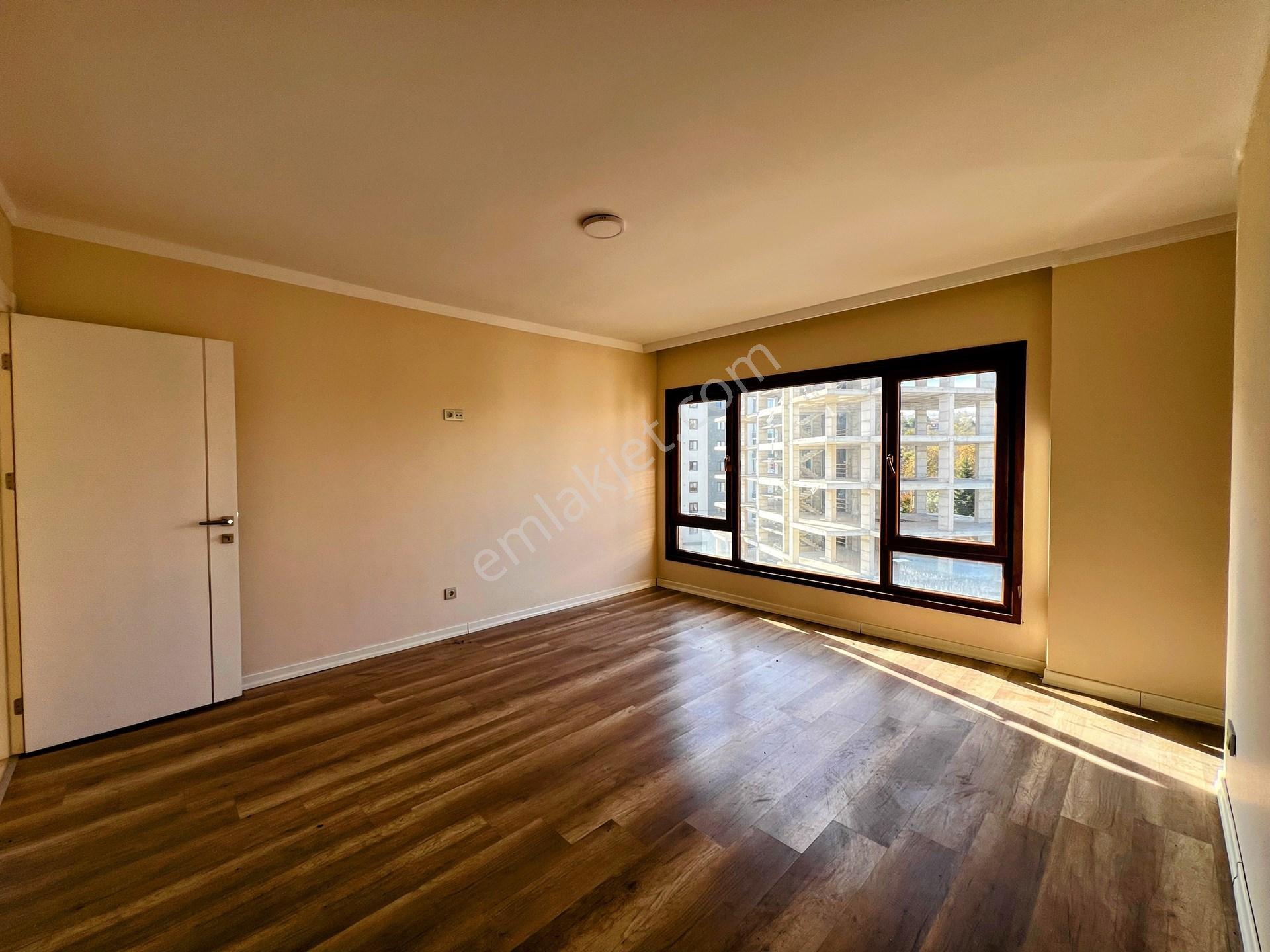 Trabzon Ortahisar Yalı'da Kiralık 4+1 Lüks Daire: 230m², Deniz Manzaralı, Site İçinde - Görsel 13