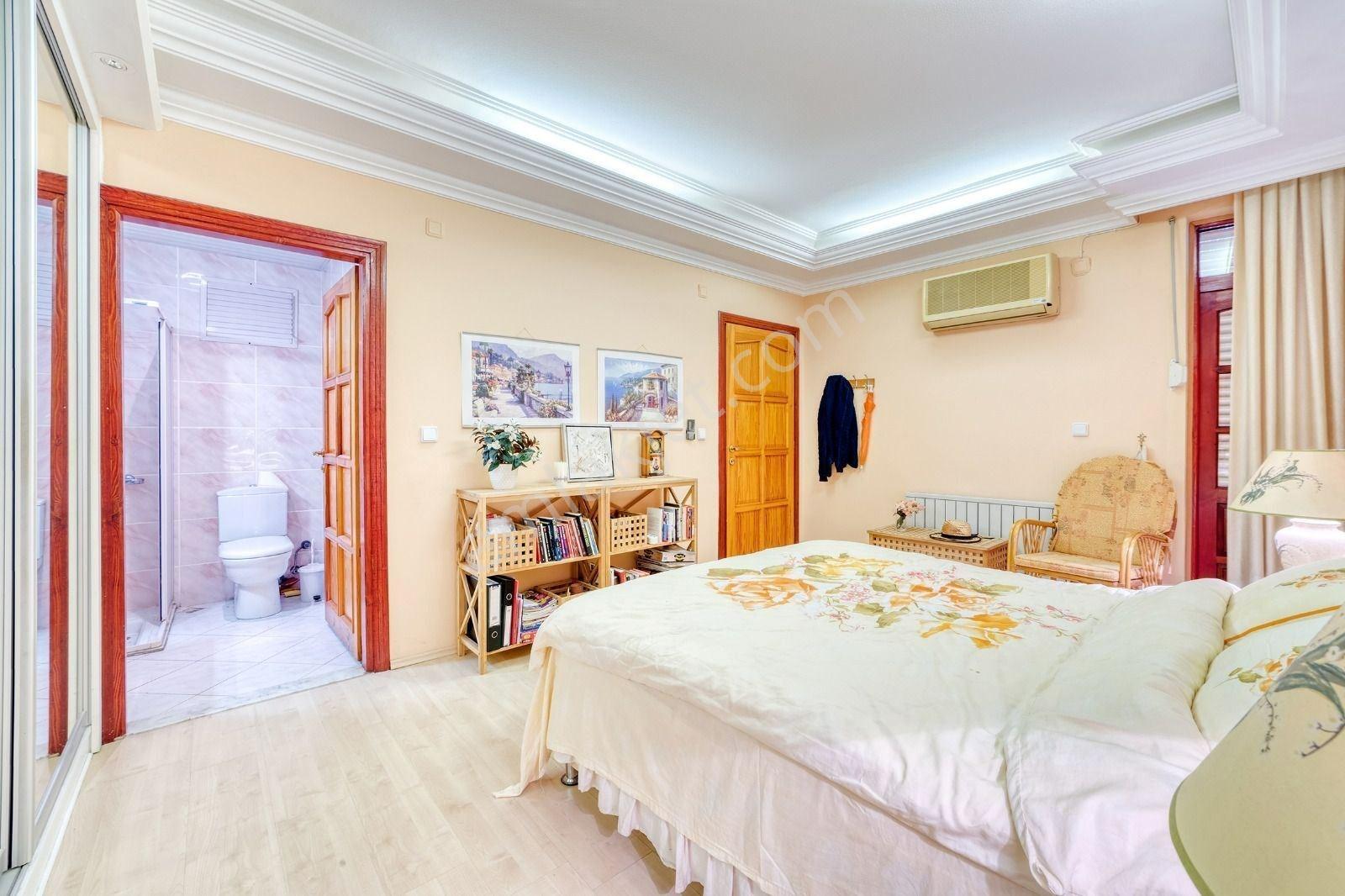 Alanya Cumhuriyet'da 3+1 Denize Sıfır Full Deniz Manzaralı Satılık Daire - Görsel 15