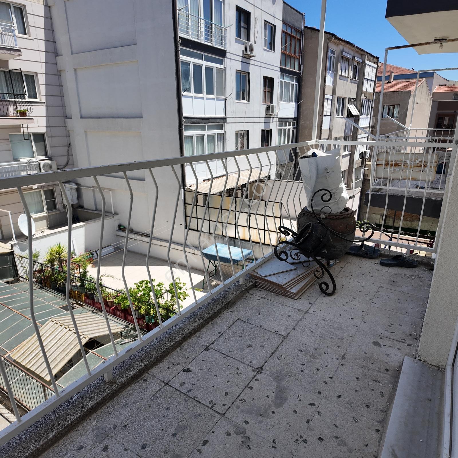 Ragıpbey Tahirün Caddesi Arkasında Bakımlı 120 M2 3+1 Daire - Görsel 10