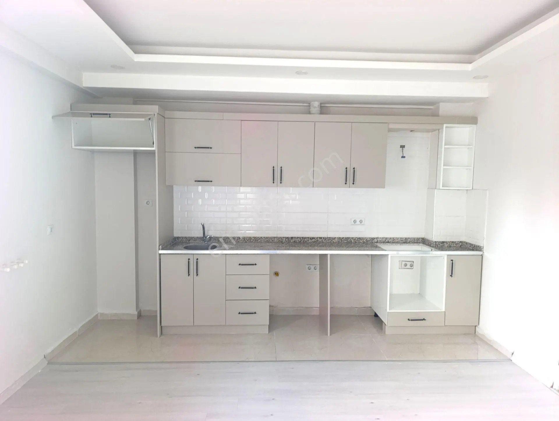Aydoğmuş Mah. Her Yere Yakın, Masrafsız 2+1 Satılık Daire