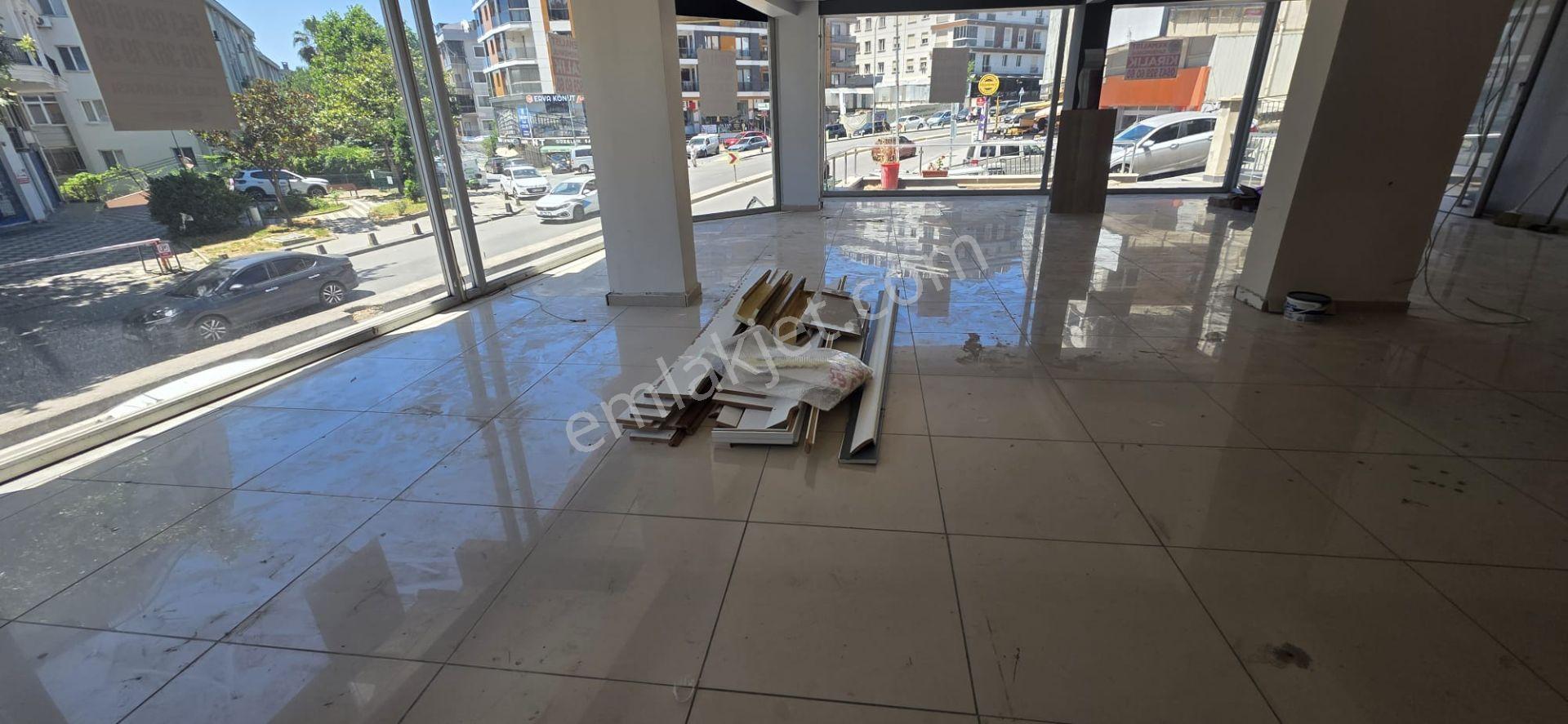 İdealtepe'de, Ana Cadde Üzerinde , Minübüs Yolunda,180 M2 Dükkan - Görsel 24