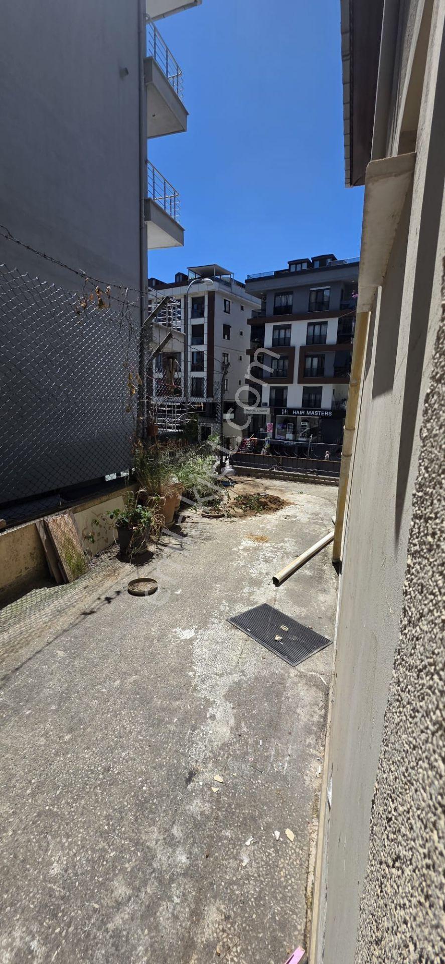 İdealtepe'de, Ana Cadde Üzerinde , Minübüs Yolunda,180 M2 Dükkan - Görsel 19