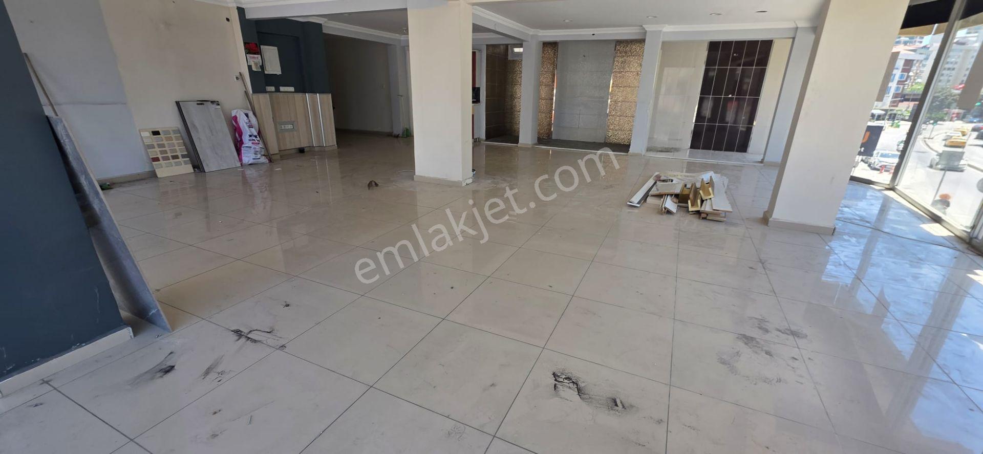 İdealtepe'de, Ana Cadde Üzerinde , Minübüs Yolunda,180 M2 Dükkan - Görsel 29