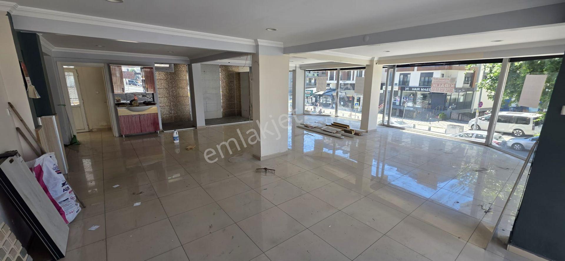İdealtepe'de, Ana Cadde Üzerinde , Minübüs Yolunda,180 M2 Dükkan - Görsel 33