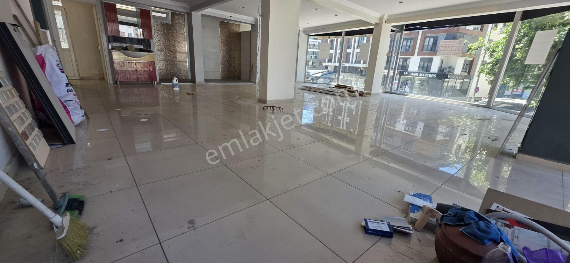İdealtepe'de, Ana Cadde Üzerinde , Minübüs Yolunda,180 M2 Dükkan - Görsel 35