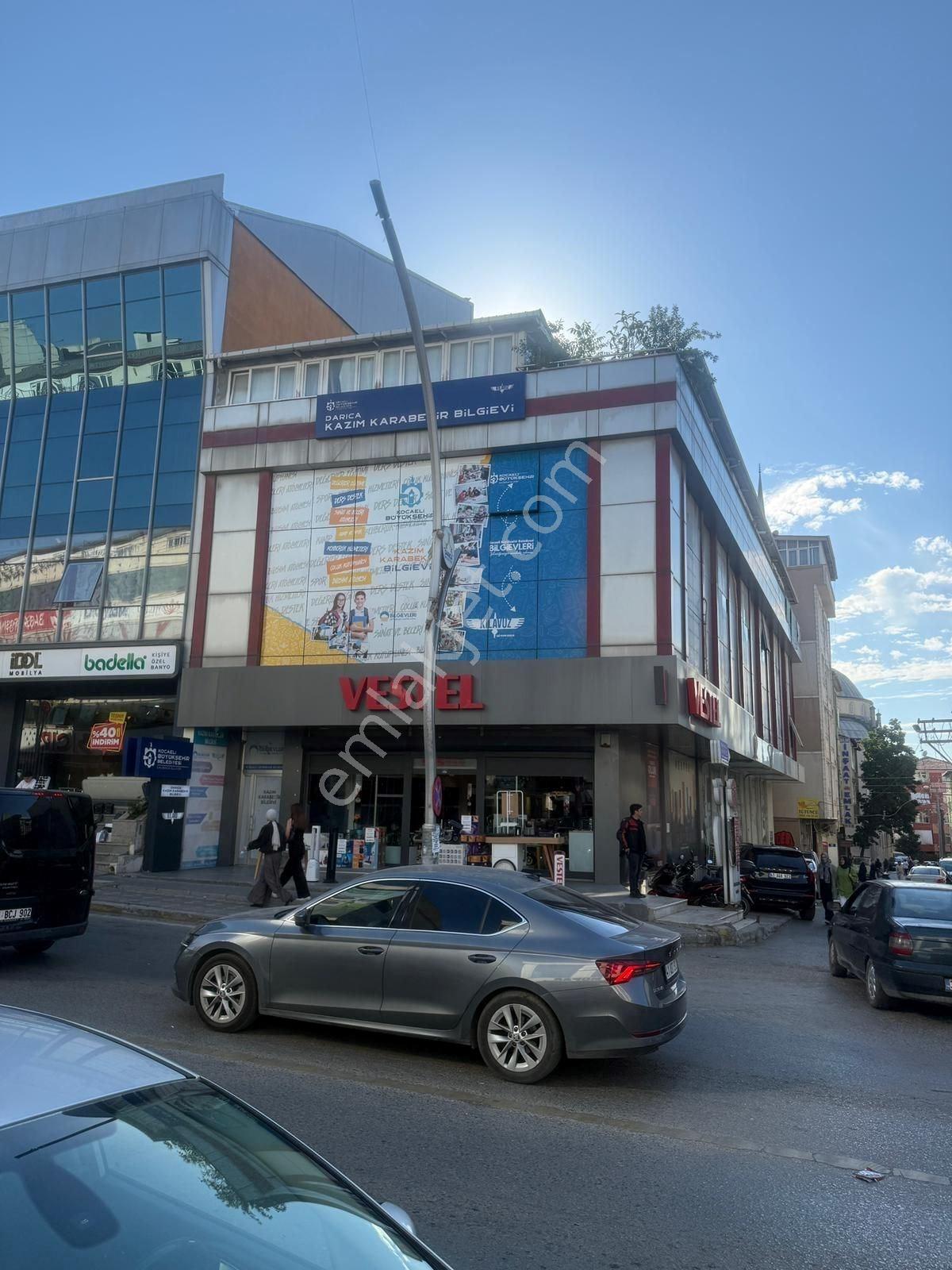 Darıca İstasyon Caddesi Köşe Başı Satıılık 4 Katlı Ticari Bina - Görsel 4