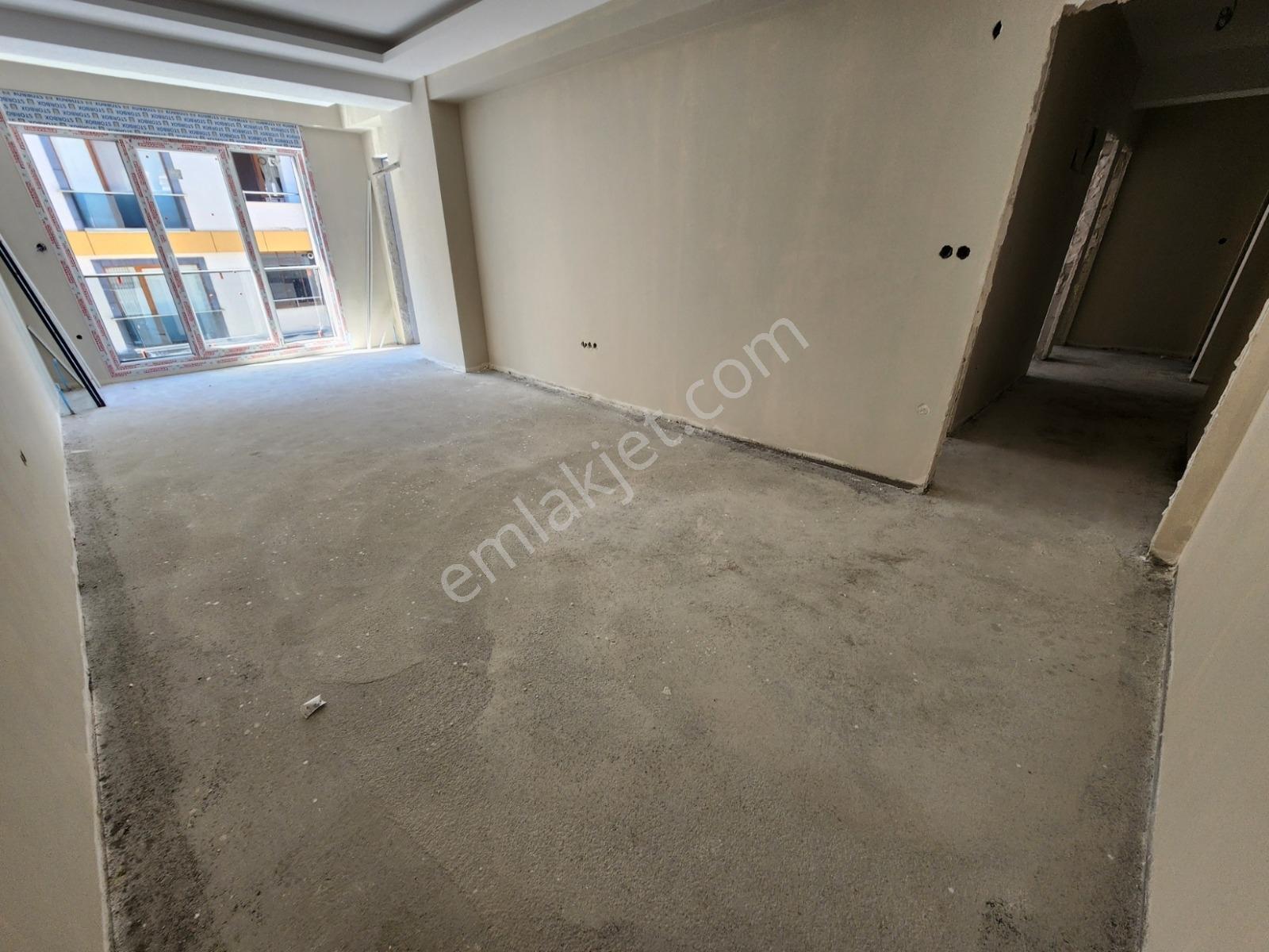 Bulgurlu Merkez'de Metro 2+1 Sıfır Otopark Öncephe Tapumasrafsız - Görsel 21