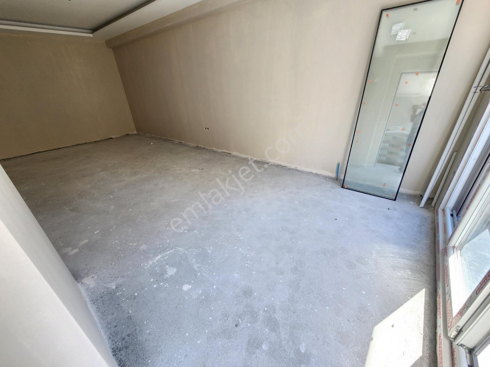 Bulgurlu Merkez'de Metro 2+1 Sıfır Otopark Öncephe Tapumasrafsız - Görsel 22