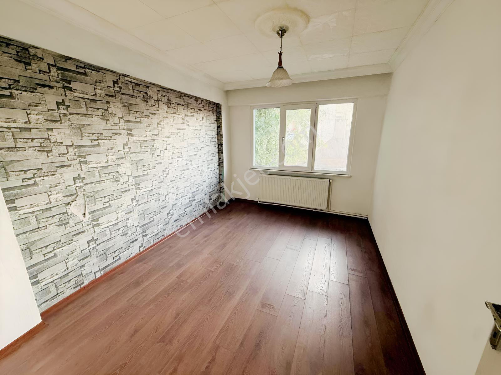 Bm Real Estate Gazcılarda Yenilenmiş 2+1 Satılık Daire - Görsel 6