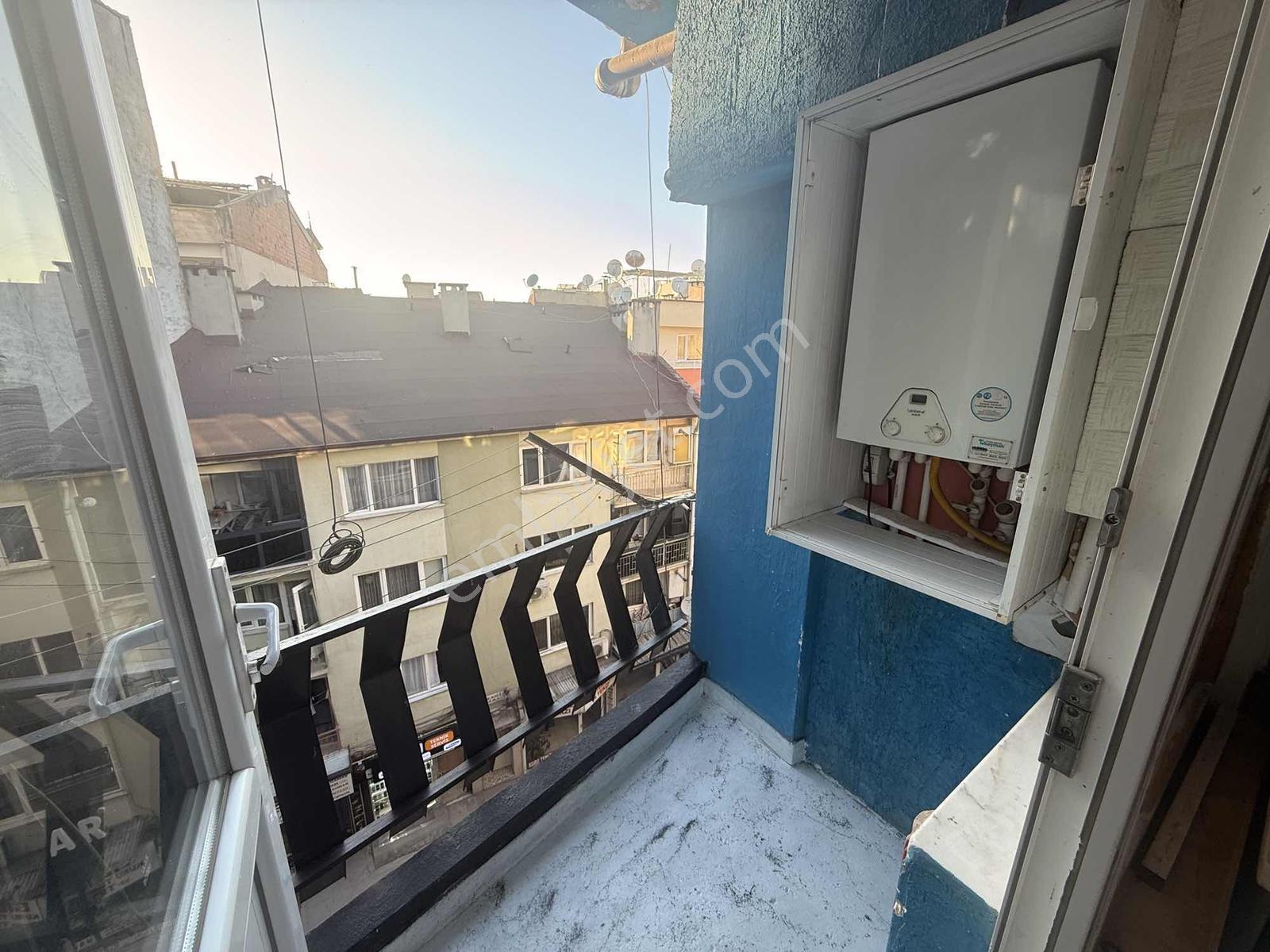 Bm Real Estate Gazcılarda Yenilenmiş 2+1 Satılık Daire - Görsel 32