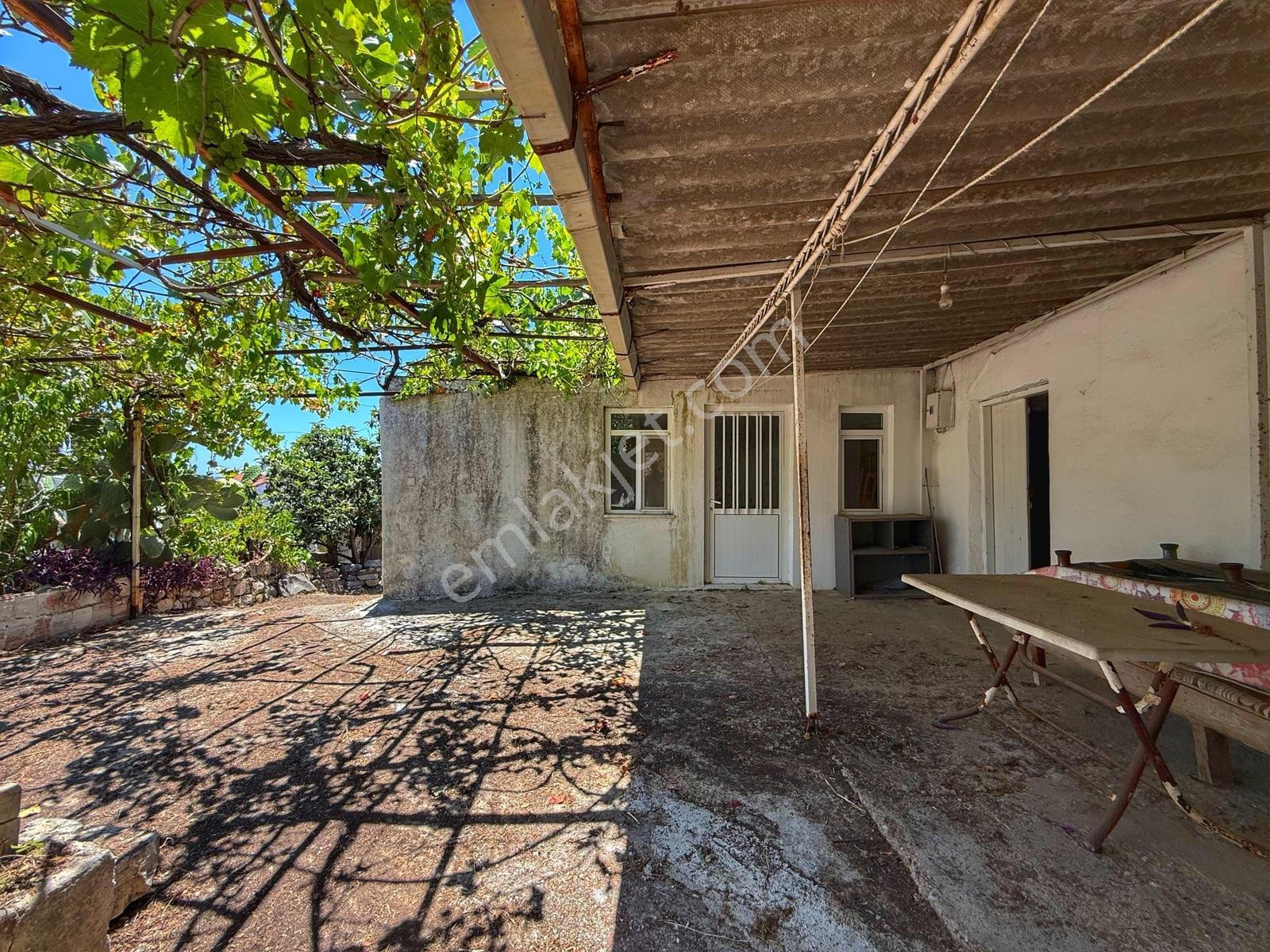 Reşadiye'de Kendi Datça Evinizi Yaratabileceğiniz Bir Köy Evi - Görsel 19