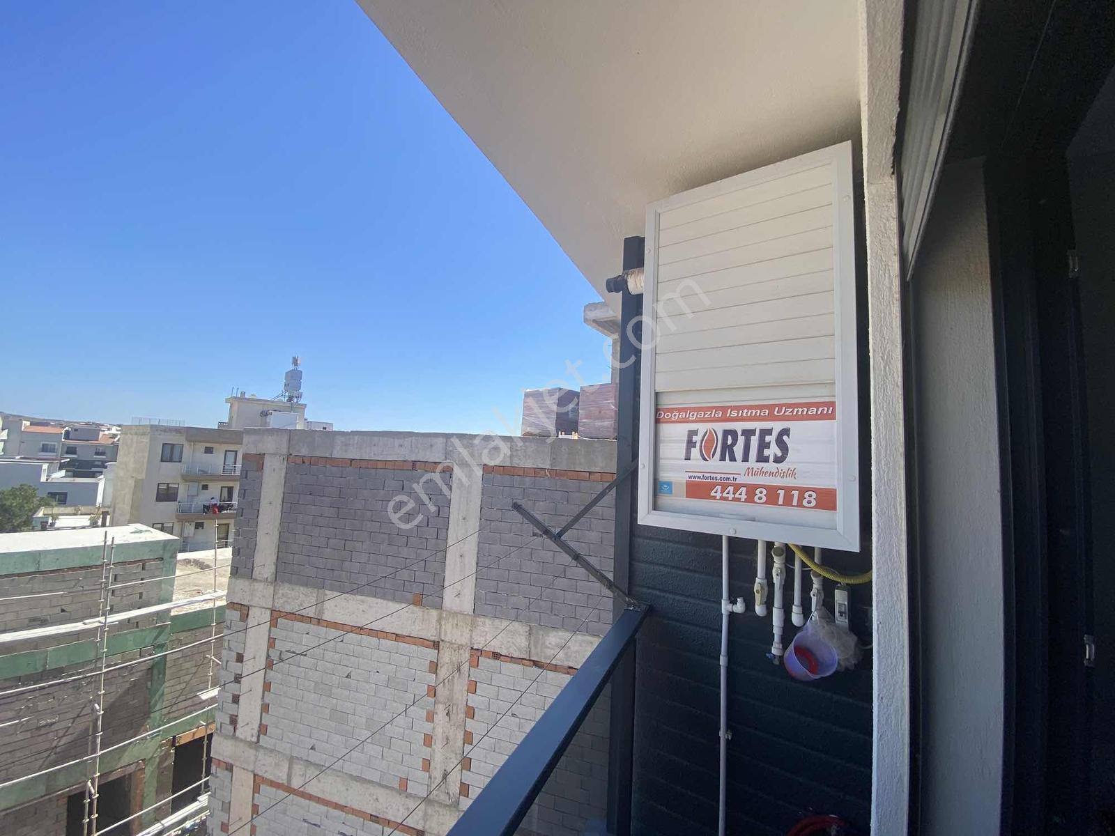 Emsalsiz 2+1 Seferihisar Merkezde Satılık 90m2 Ayrı Mutfak Daire - Görsel 27
