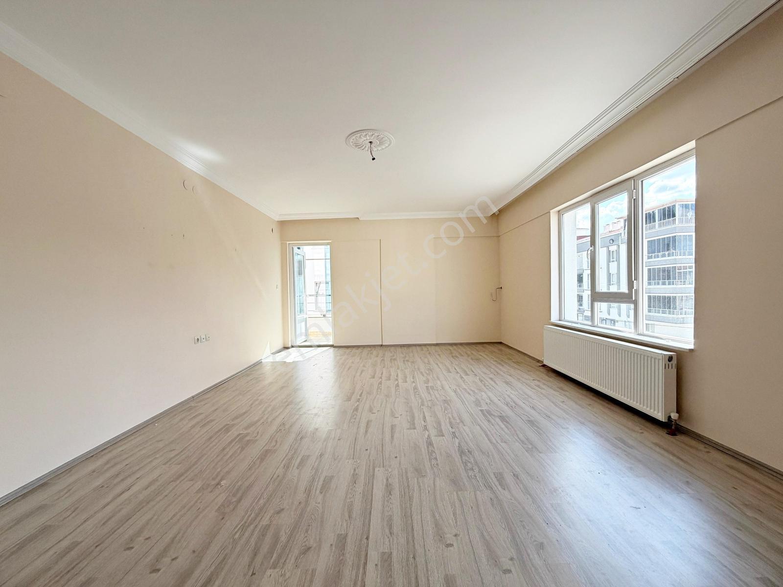 Han Gayrimenkulden Hisarda Asansörlü Arakat 3+1 Kiralık Daire - Görsel 8