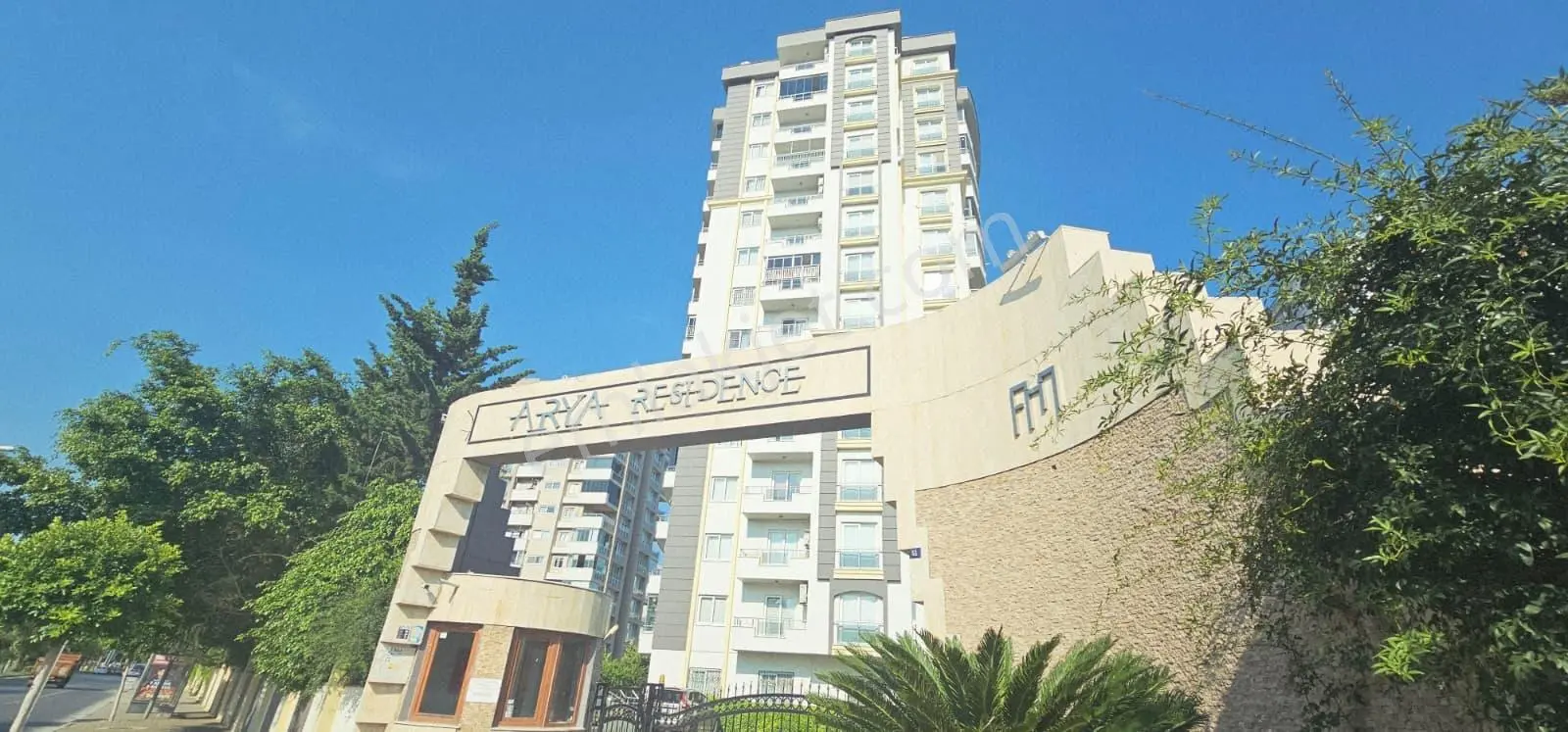 Arve'den Menteş'te Havuzlu,güvenlikli Sitede Masrafsız,geniş 3+1