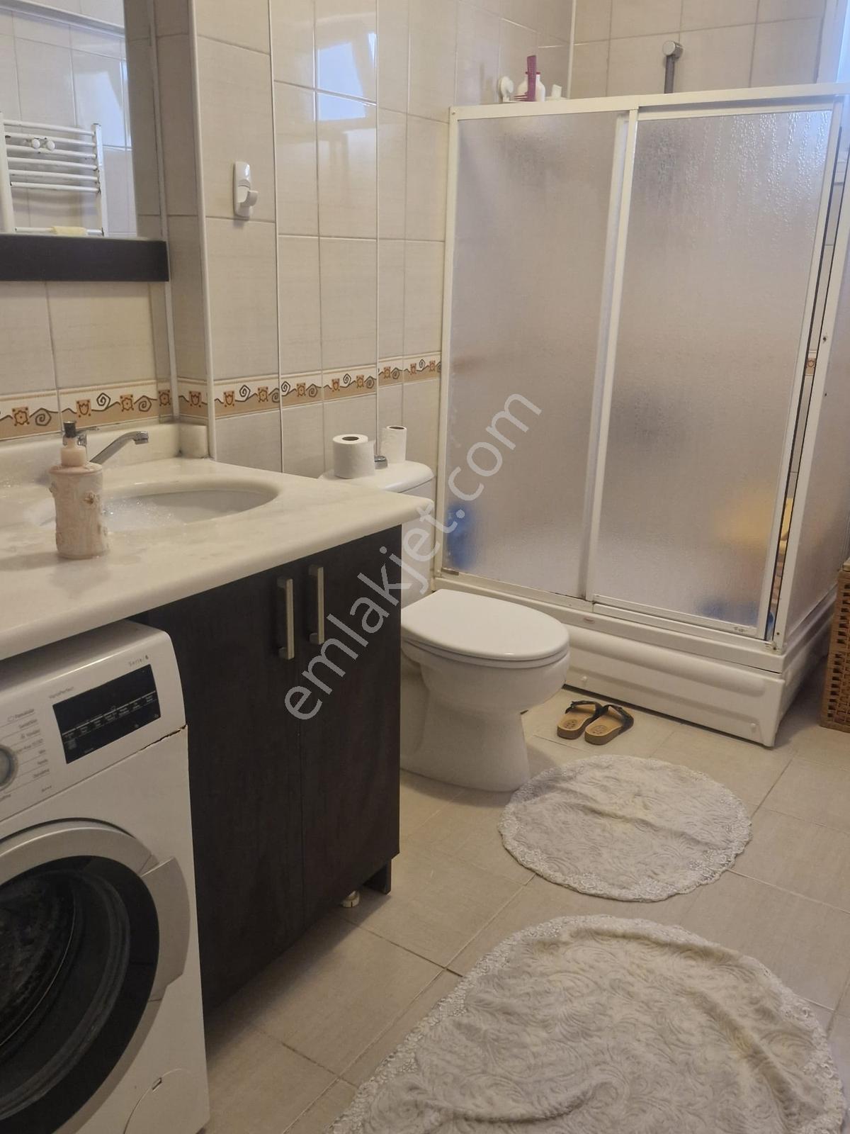 Sağlam'dan İçerenköyde Caddeye Çok Yakın Masrafsız Geniş Daire - Görsel 16