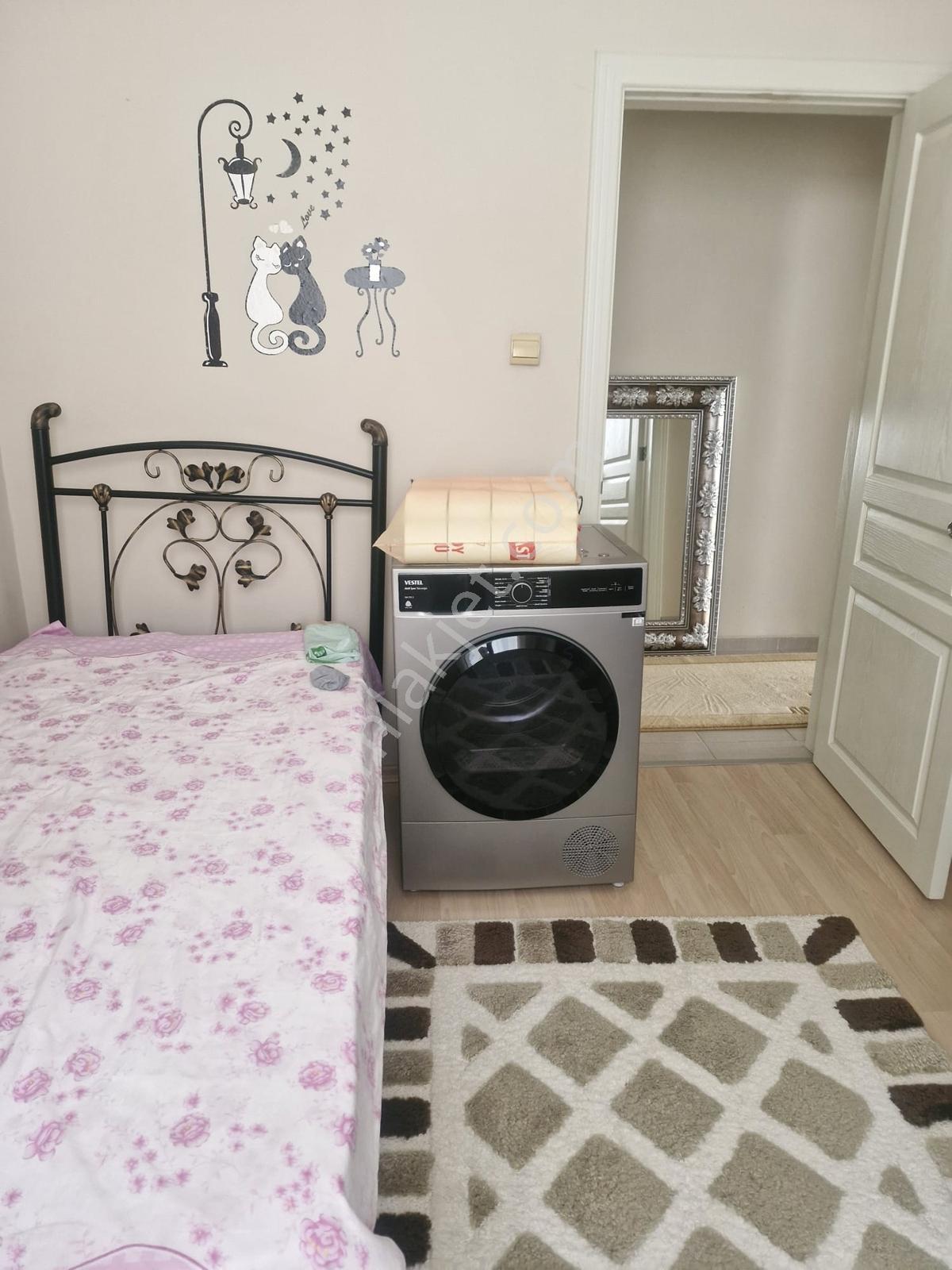 Sağlam'dan İçerenköyde Caddeye Çok Yakın Masrafsız Geniş Daire - Görsel 23