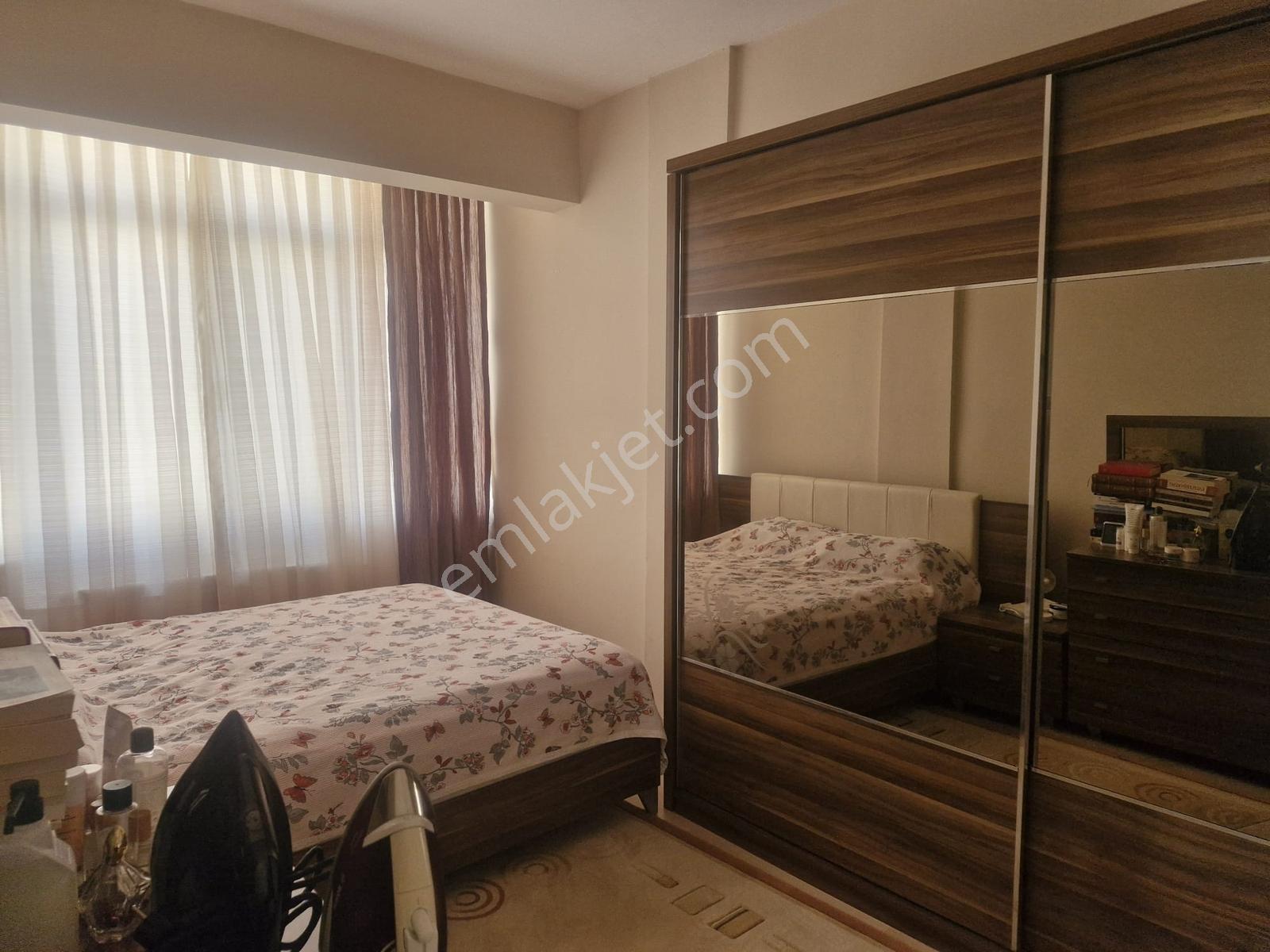 Sağlam'dan İçerenköyde Caddeye Çok Yakın Masrafsız Geniş Daire - Görsel 19