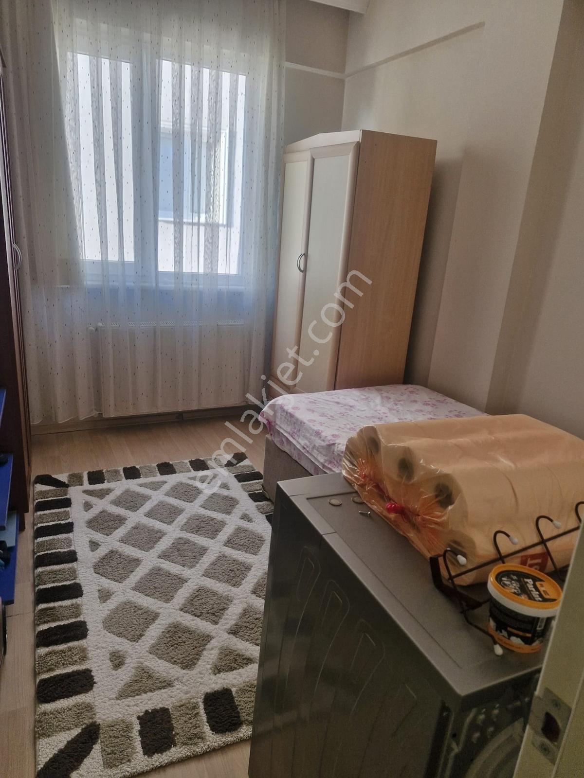 Sağlam'dan İçerenköyde Caddeye Çok Yakın Masrafsız Geniş Daire - Görsel 5