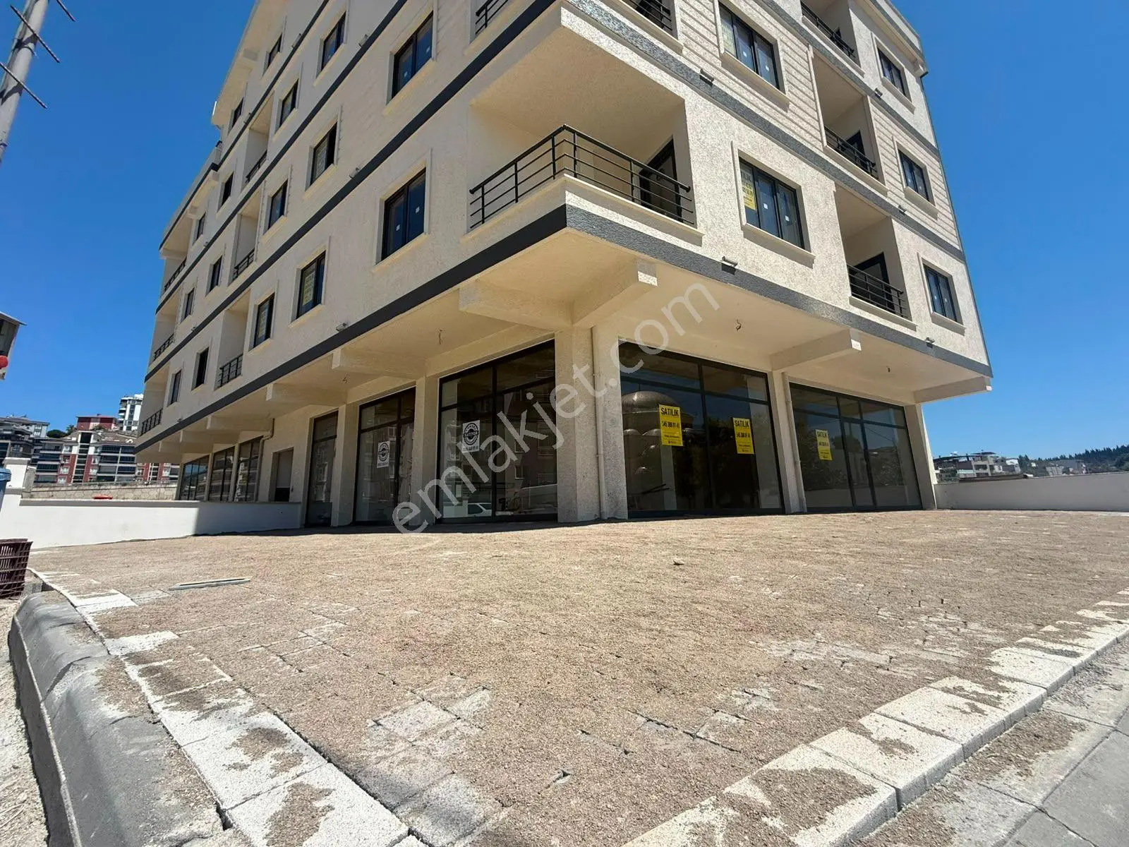 ⫸yüksel'den Kaçıran Üzülür 200 M2 Bölgenin En İddialı Dükkanı ⫸